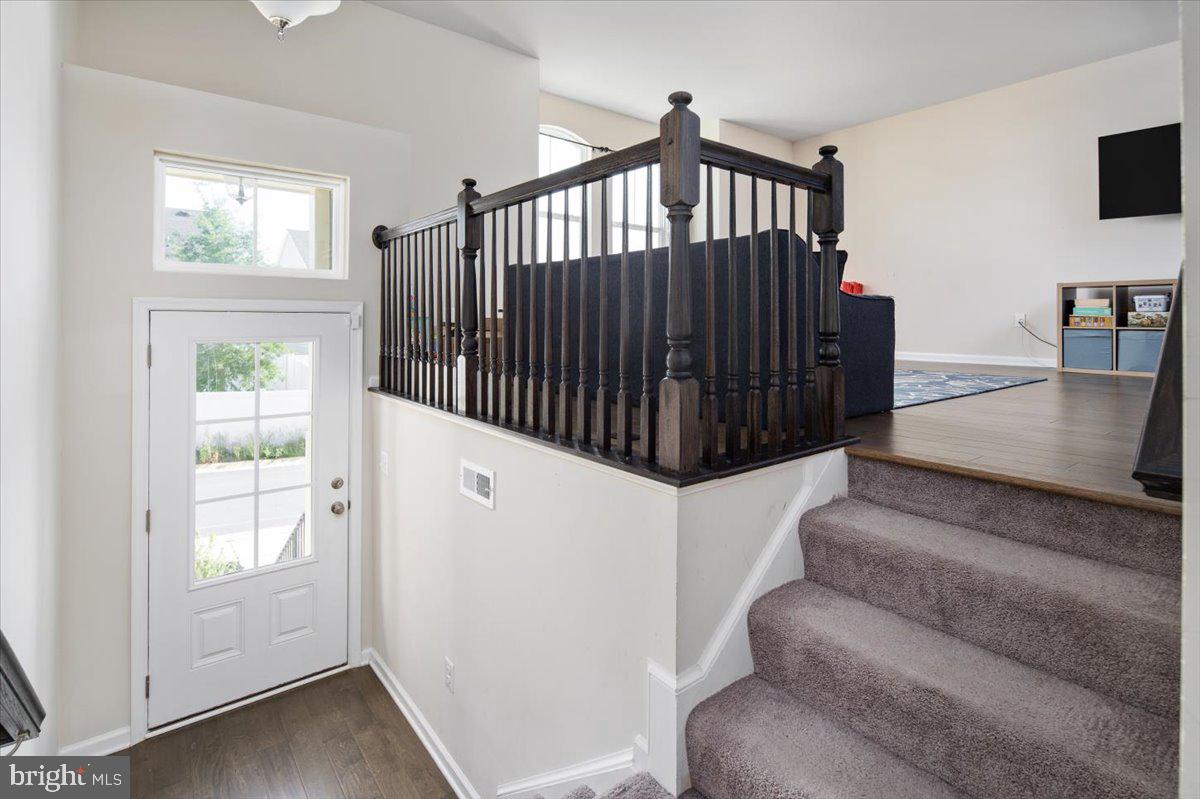 EMBREY MILL - Residential