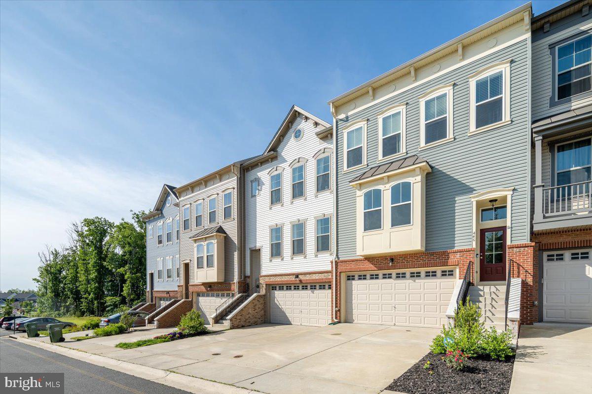 EMBREY MILL - Residential