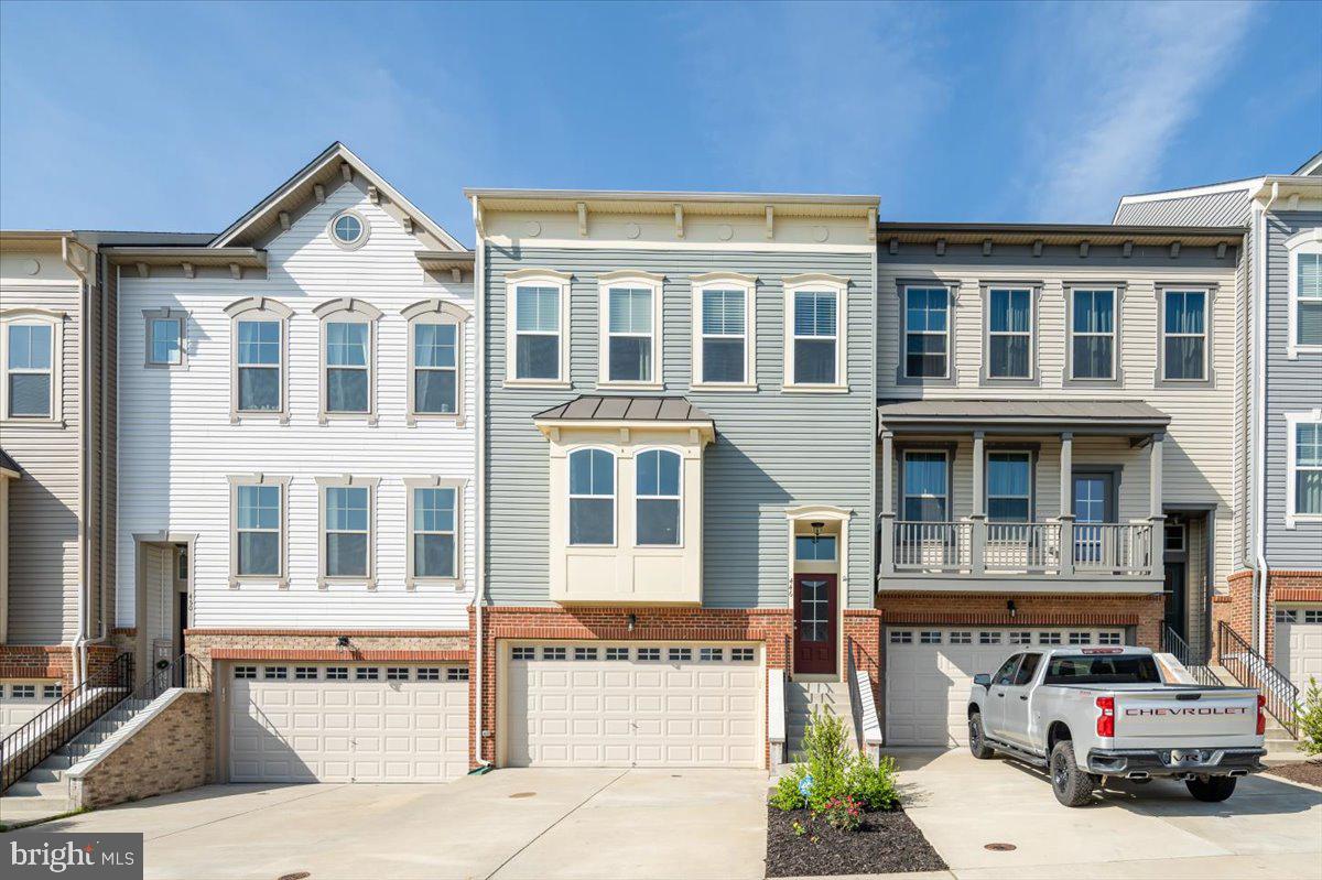 EMBREY MILL - Residential