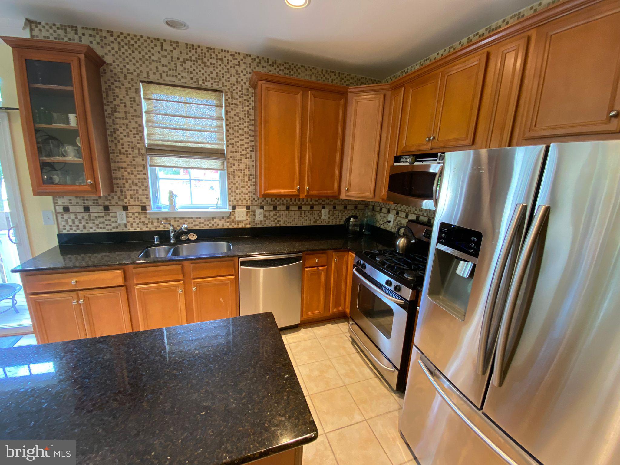 SEVEN OAKS - Residential