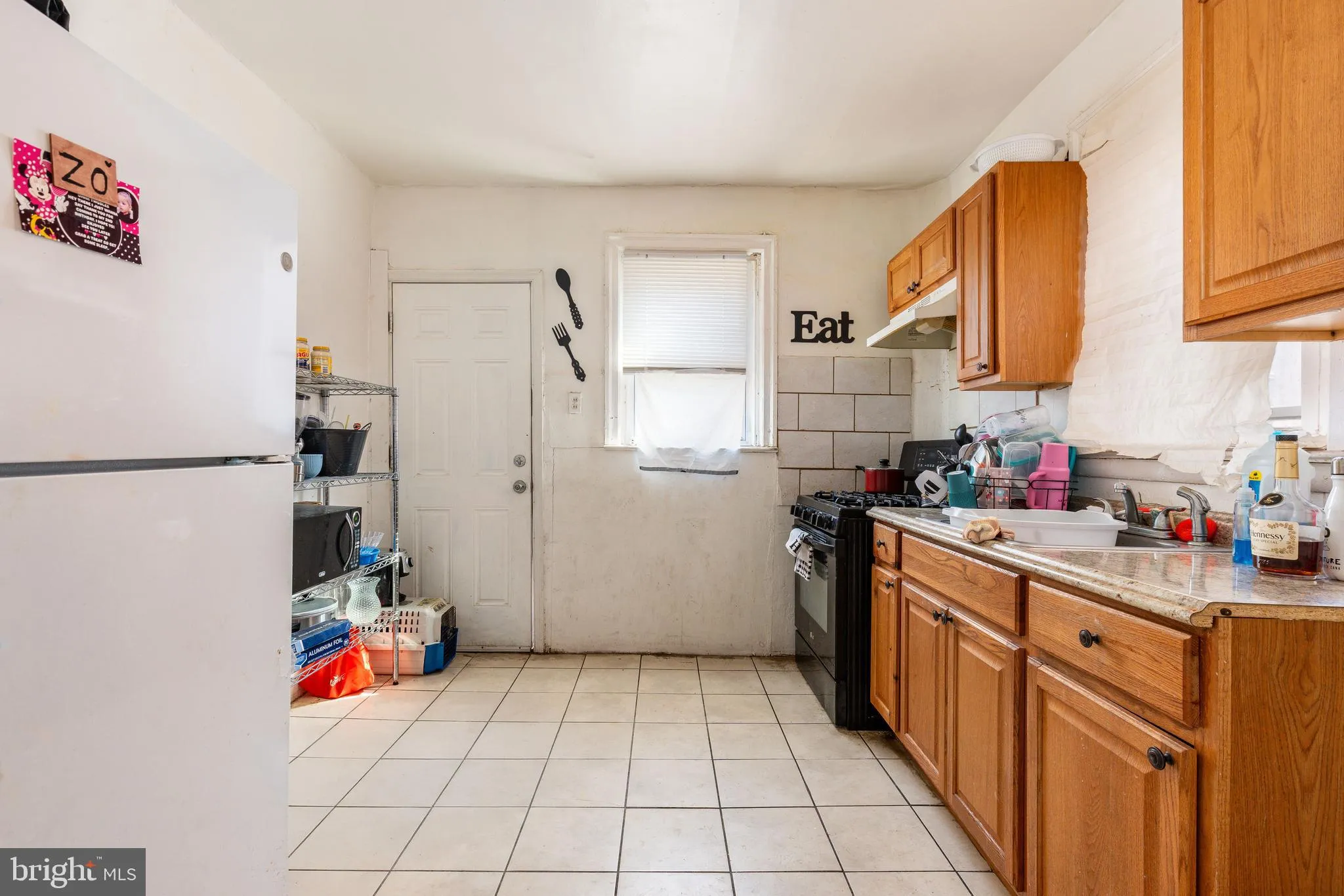 Philadelphia, Pennsylvania 19146, United States, 3 Bedrooms Bedrooms, ,1 BathroomBathrooms,Residential,Pending,82618