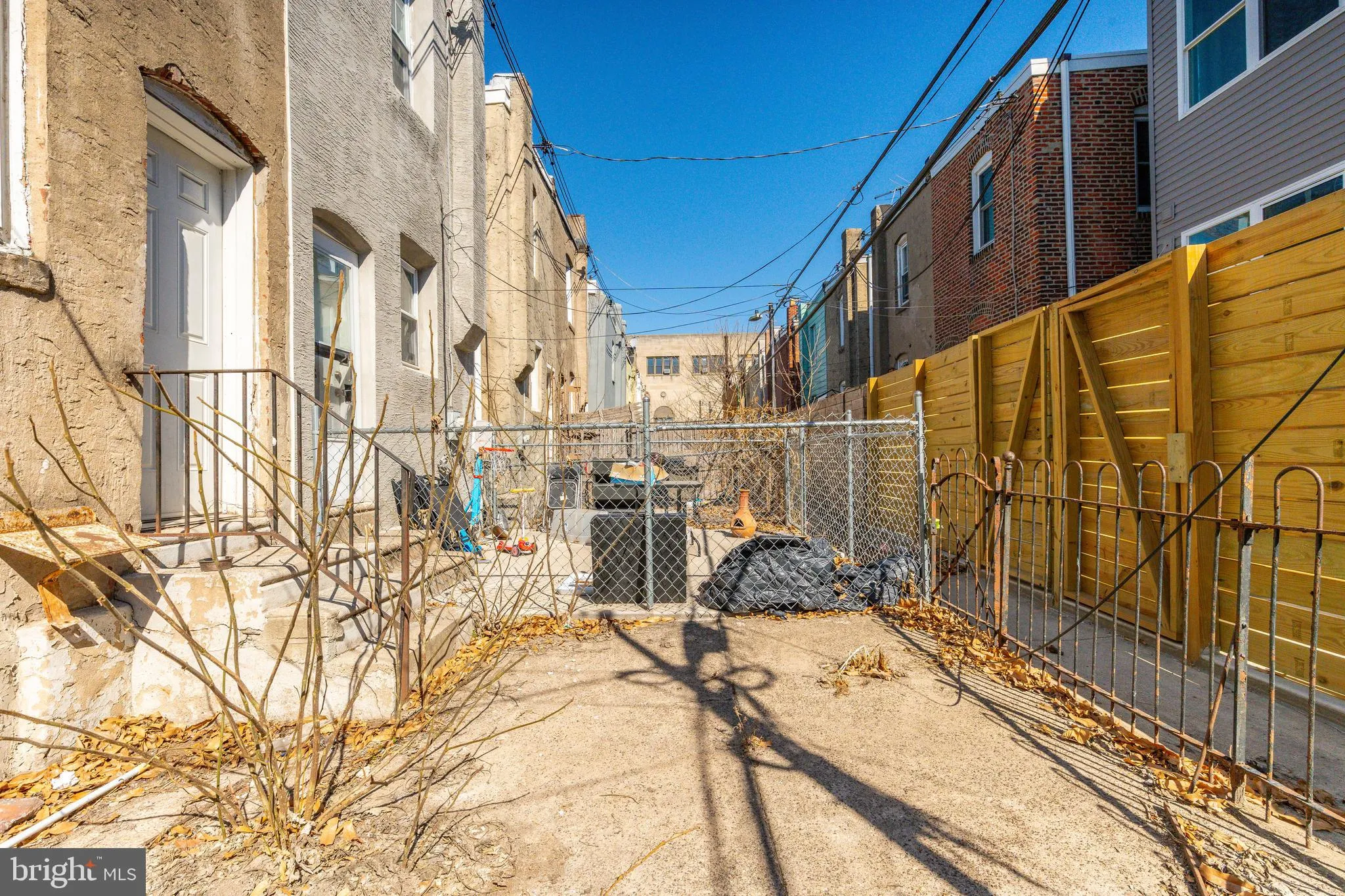 Philadelphia, Pennsylvania 19146, United States, 3 Bedrooms Bedrooms, ,1 BathroomBathrooms,Residential,Pending,82618