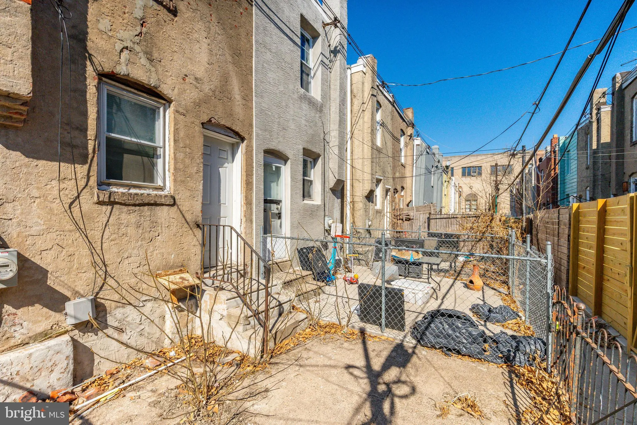 Philadelphia, Pennsylvania 19146, United States, 3 Bedrooms Bedrooms, ,1 BathroomBathrooms,Residential,Pending,82618