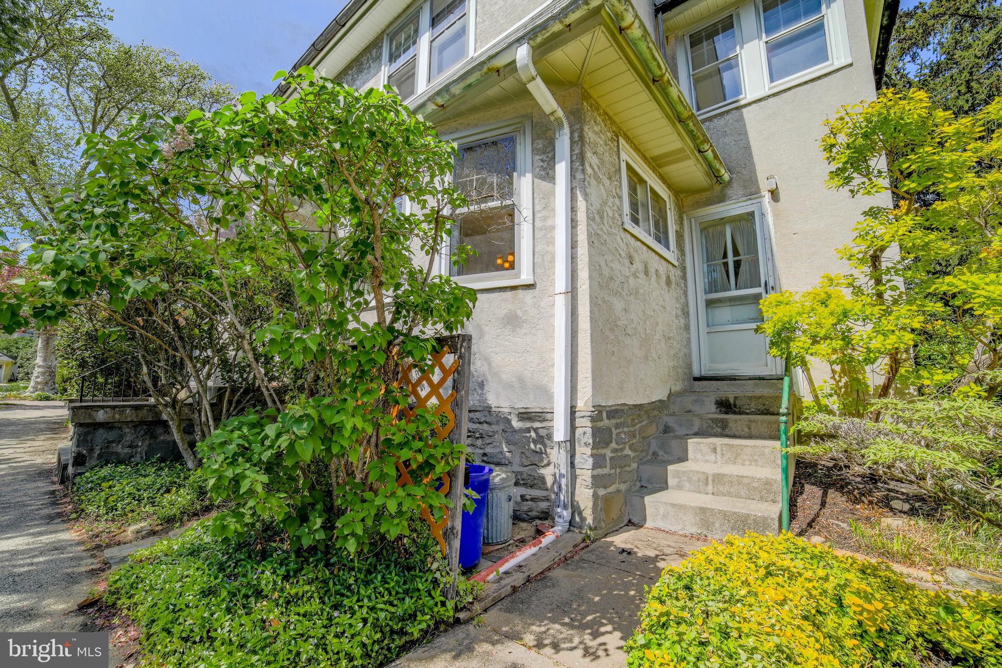 MERION WEST - Residential