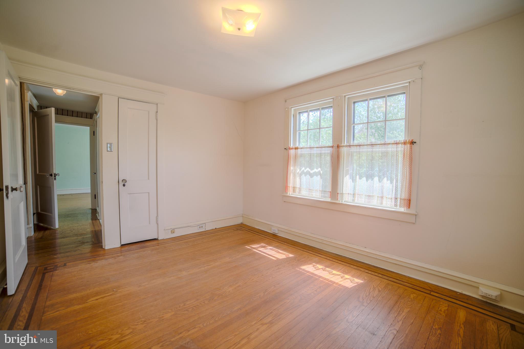 MERION WEST - Residential