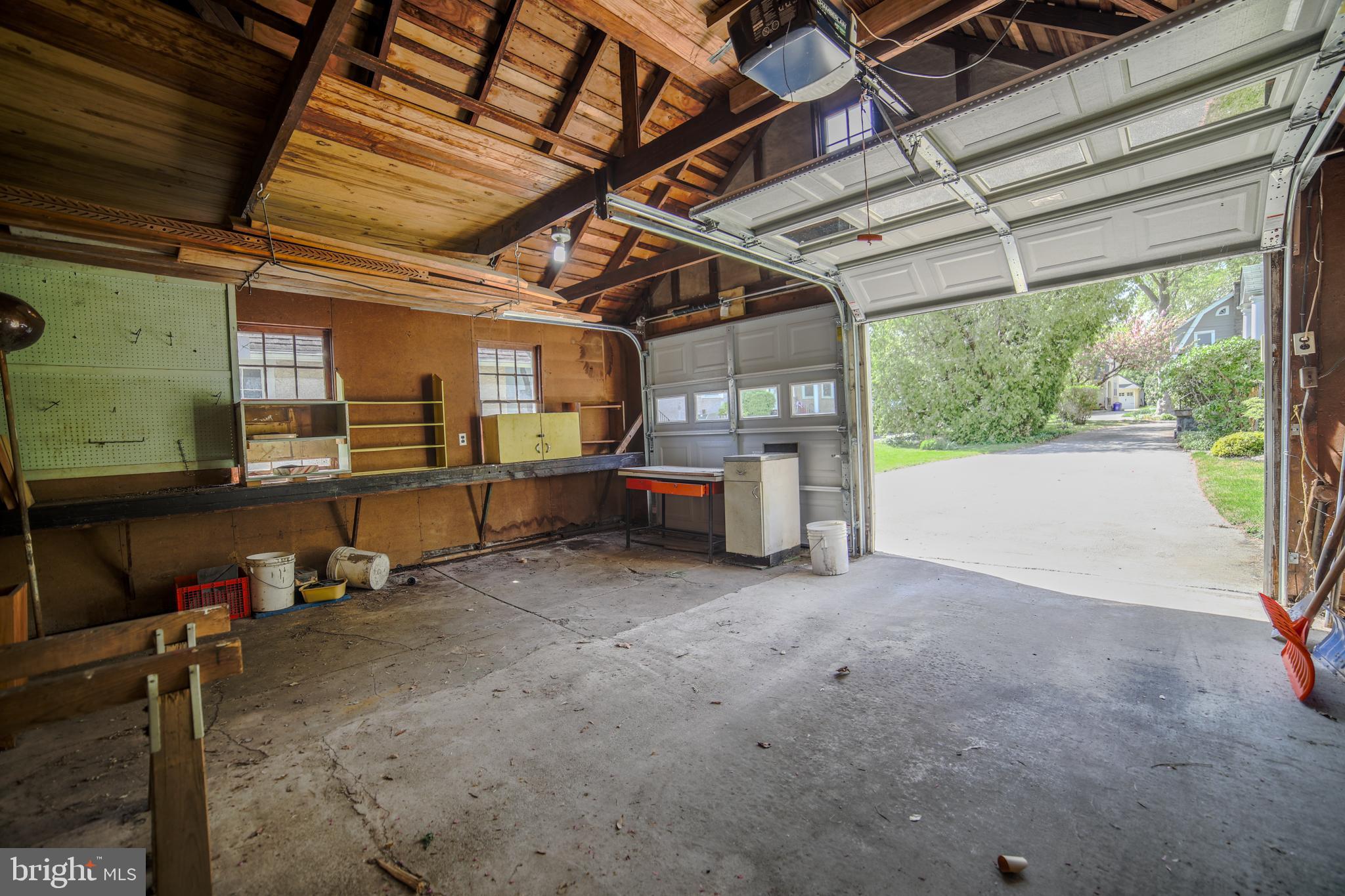 MERION WEST - Residential