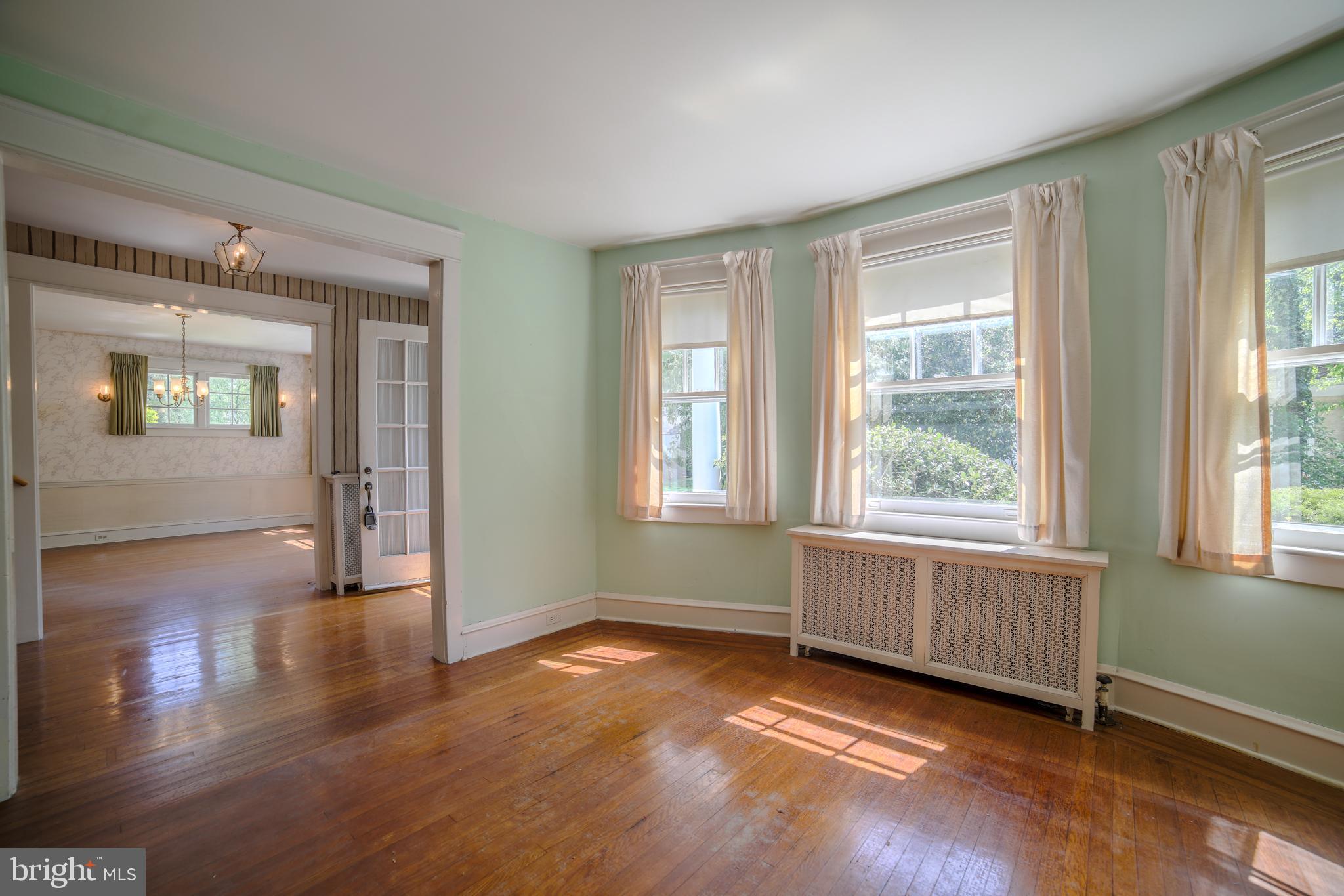 MERION WEST - Residential