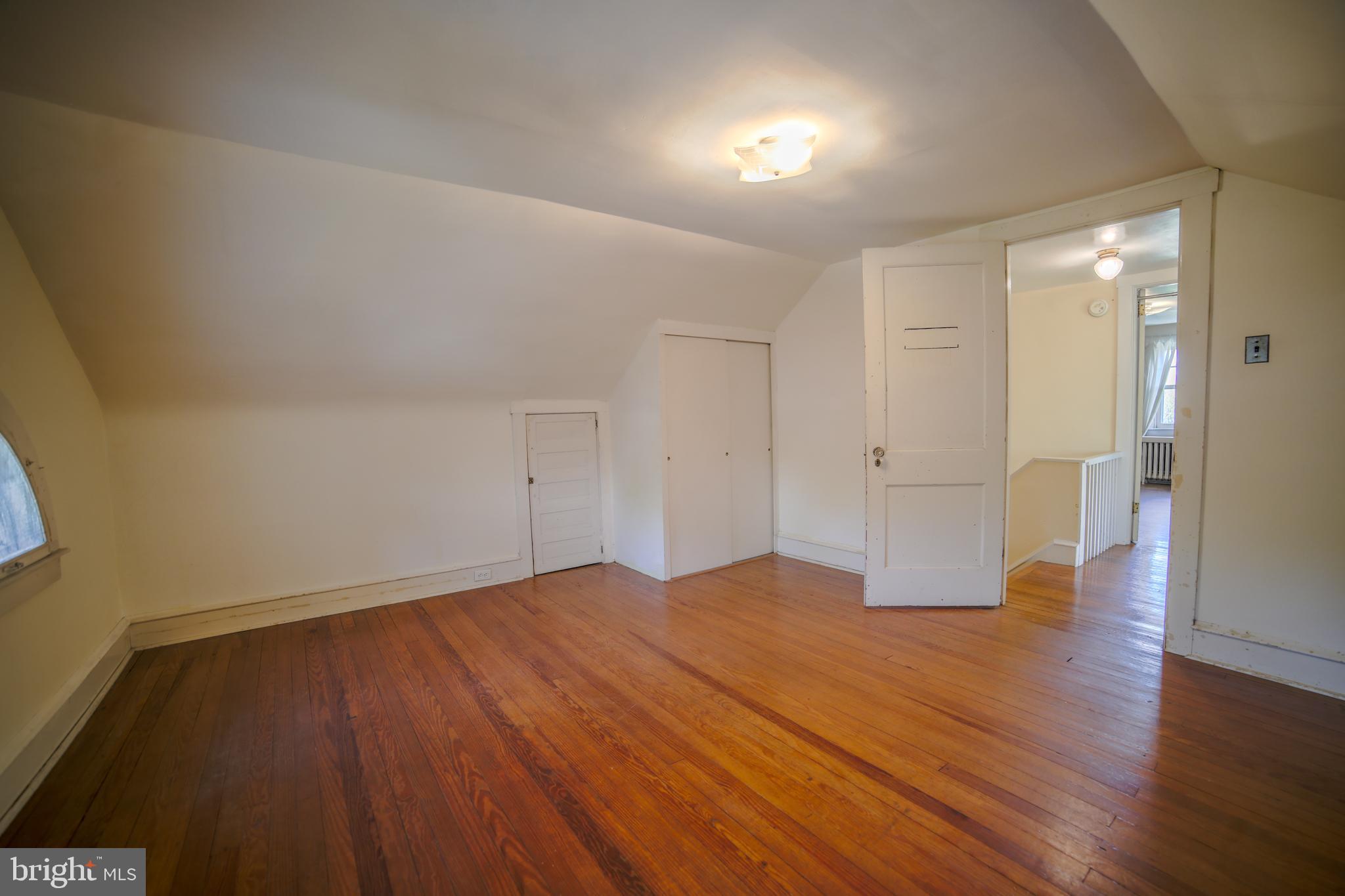 MERION WEST - Residential