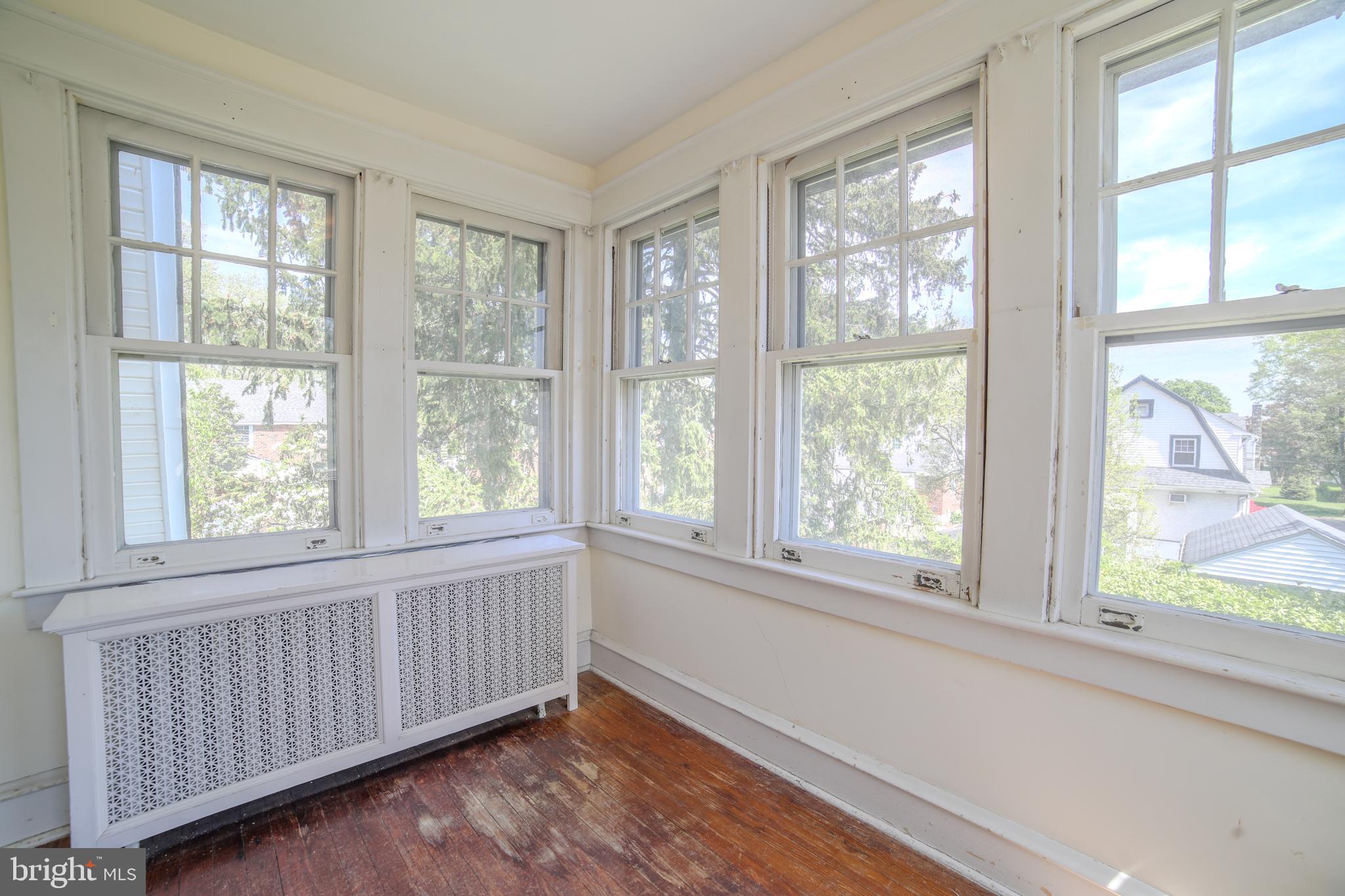 MERION WEST - Residential