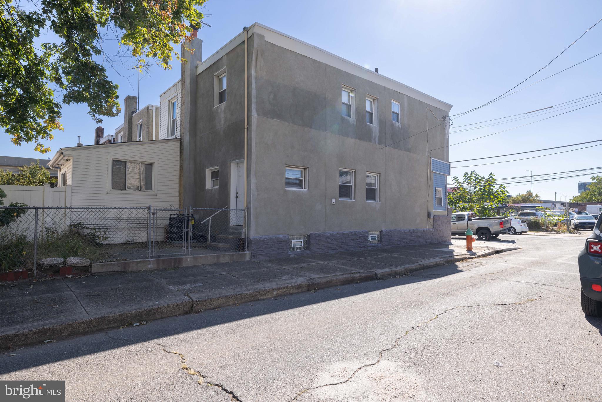 RICHMOND - Residential