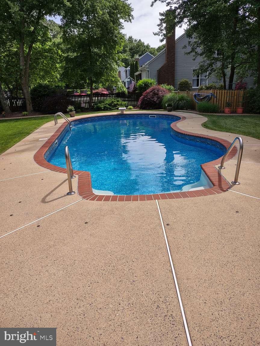 CHANDLER POINT - Residential