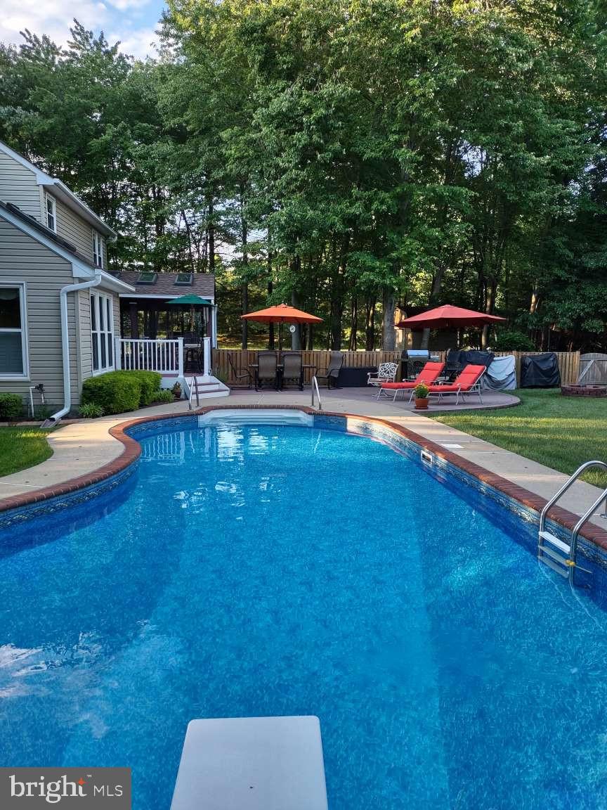 CHANDLER POINT - Residential