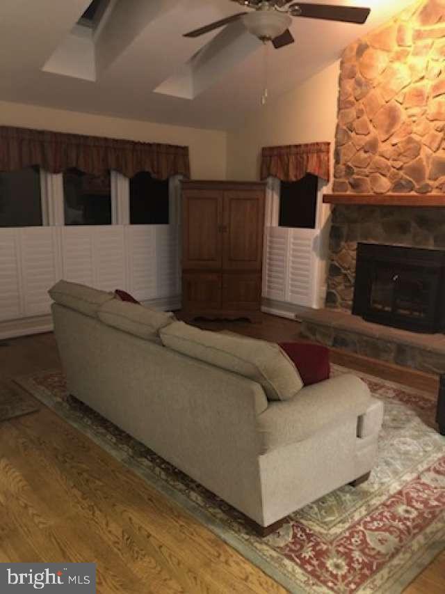 CHANDLER POINT - Residential