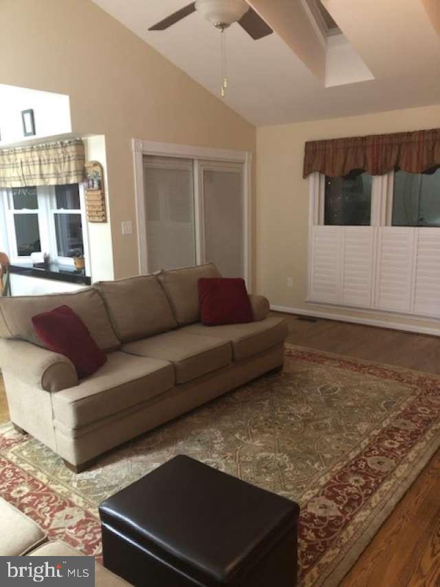 CHANDLER POINT - Residential