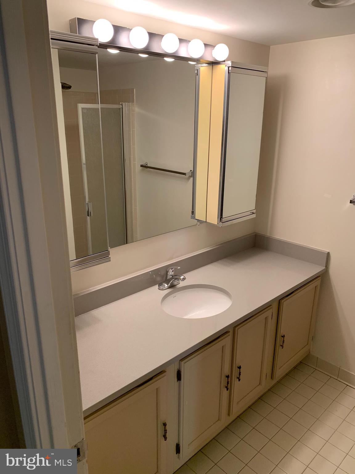 THE PLAZA - Residential Lease