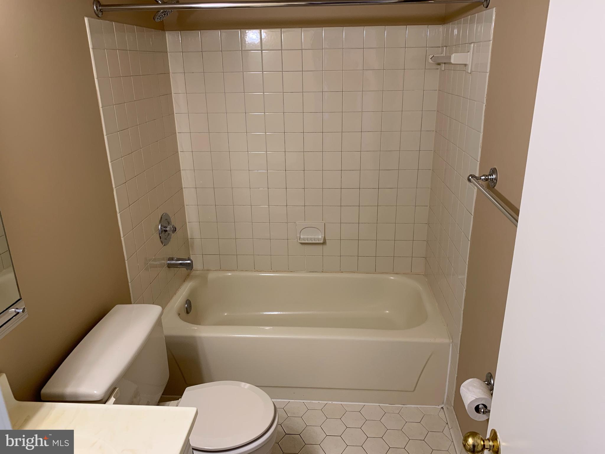 THE PLAZA - Residential Lease