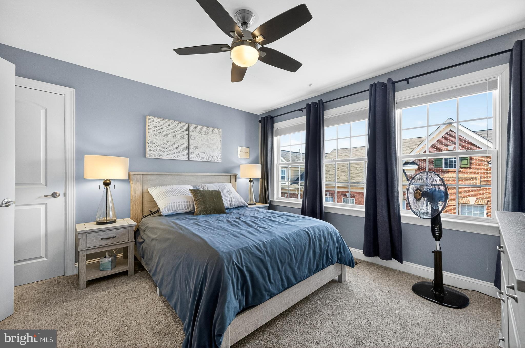 RESERVE AT TYSONS CORNER - Residential