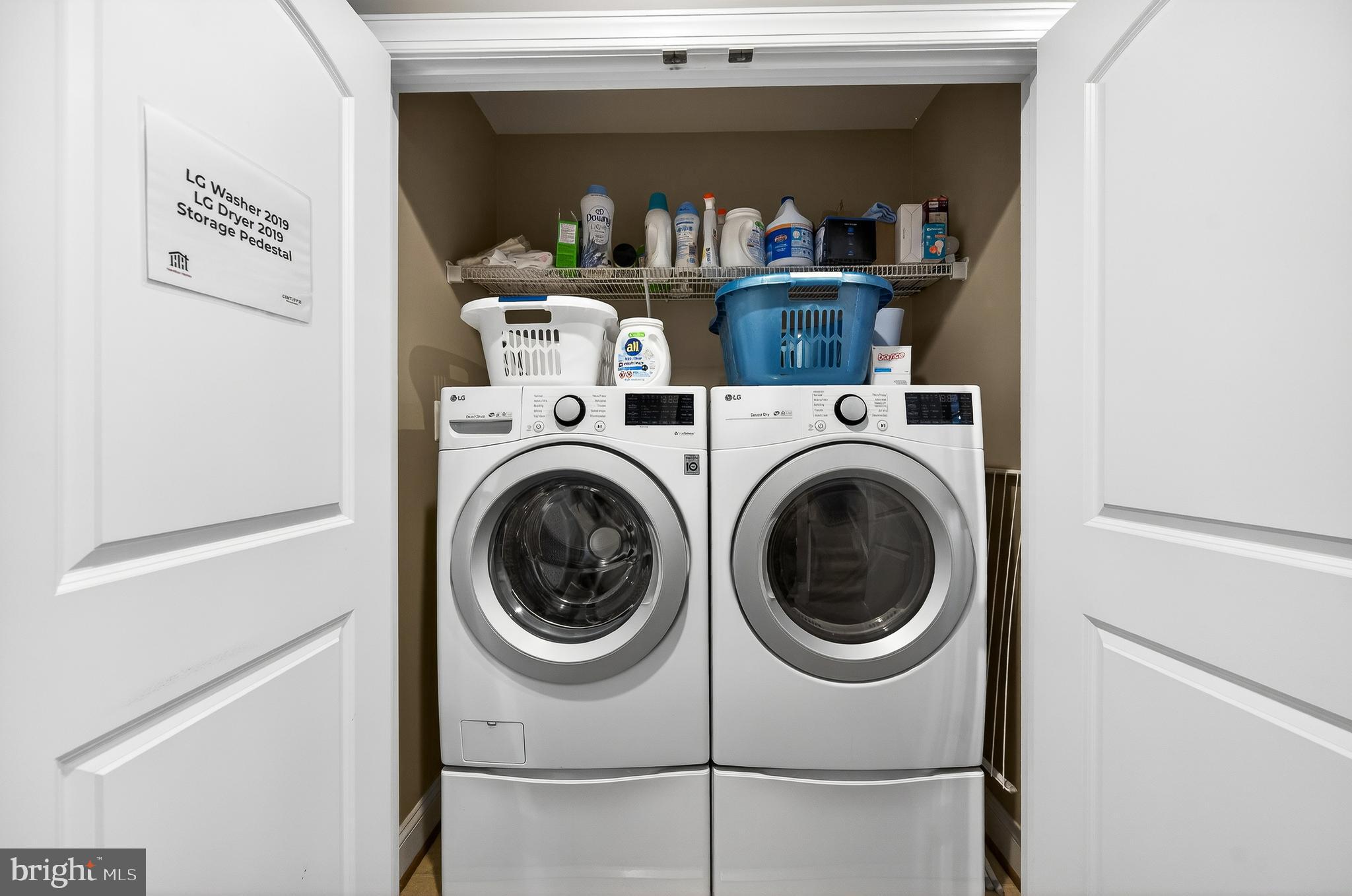 RESERVE AT TYSONS CORNER - Residential