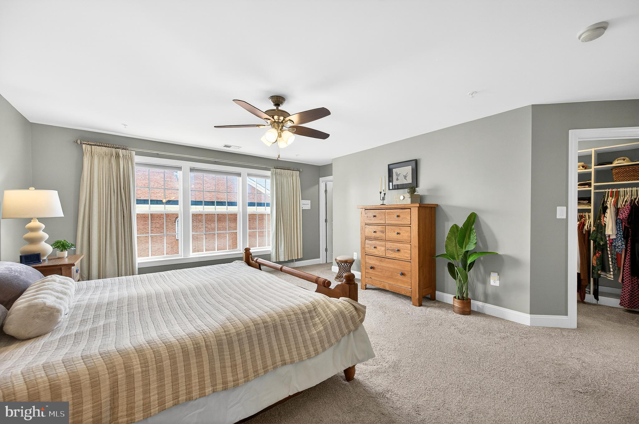 RESERVE AT TYSONS CORNER - Residential