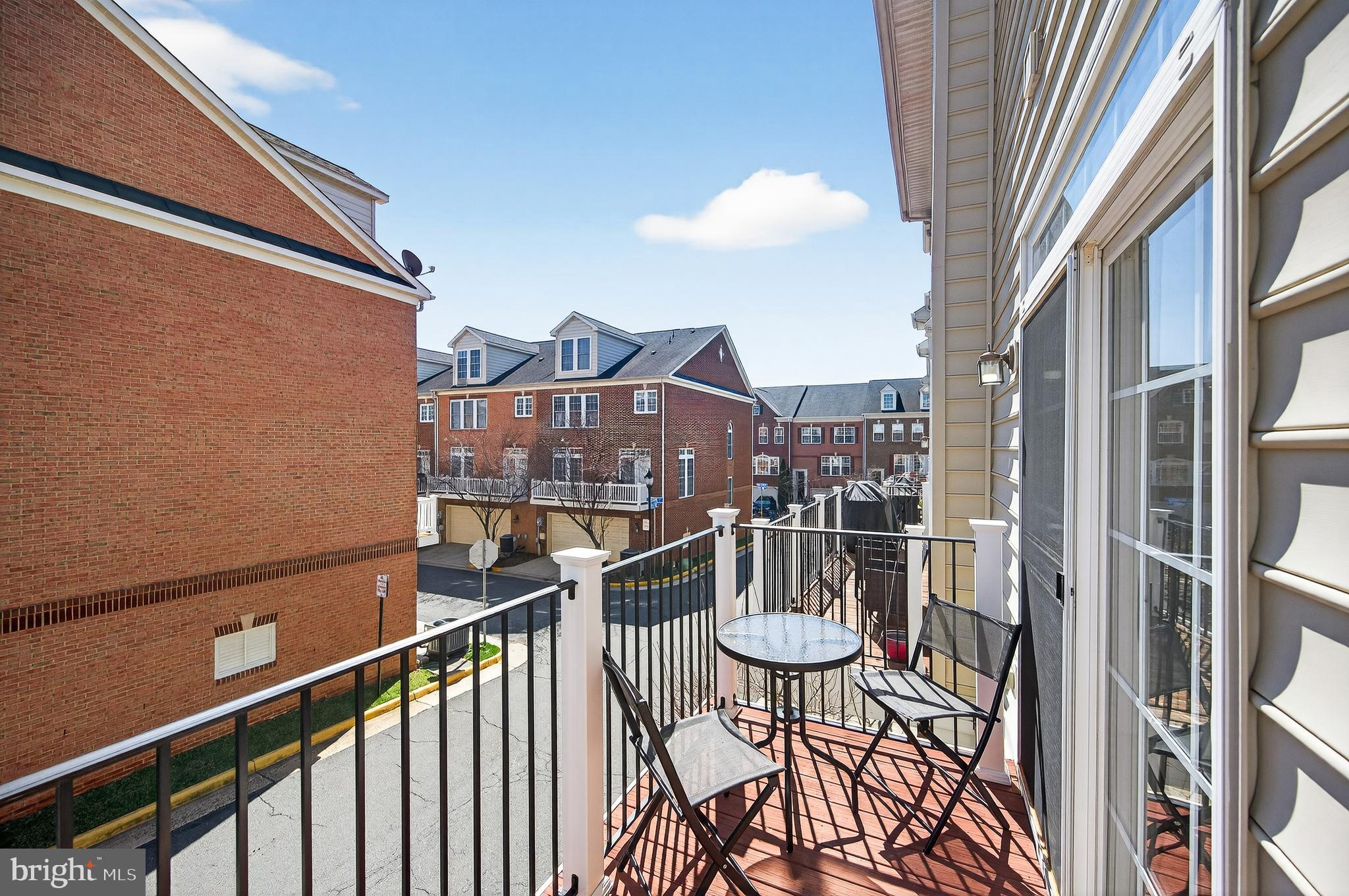 RESERVE AT TYSONS CORNER - Residential