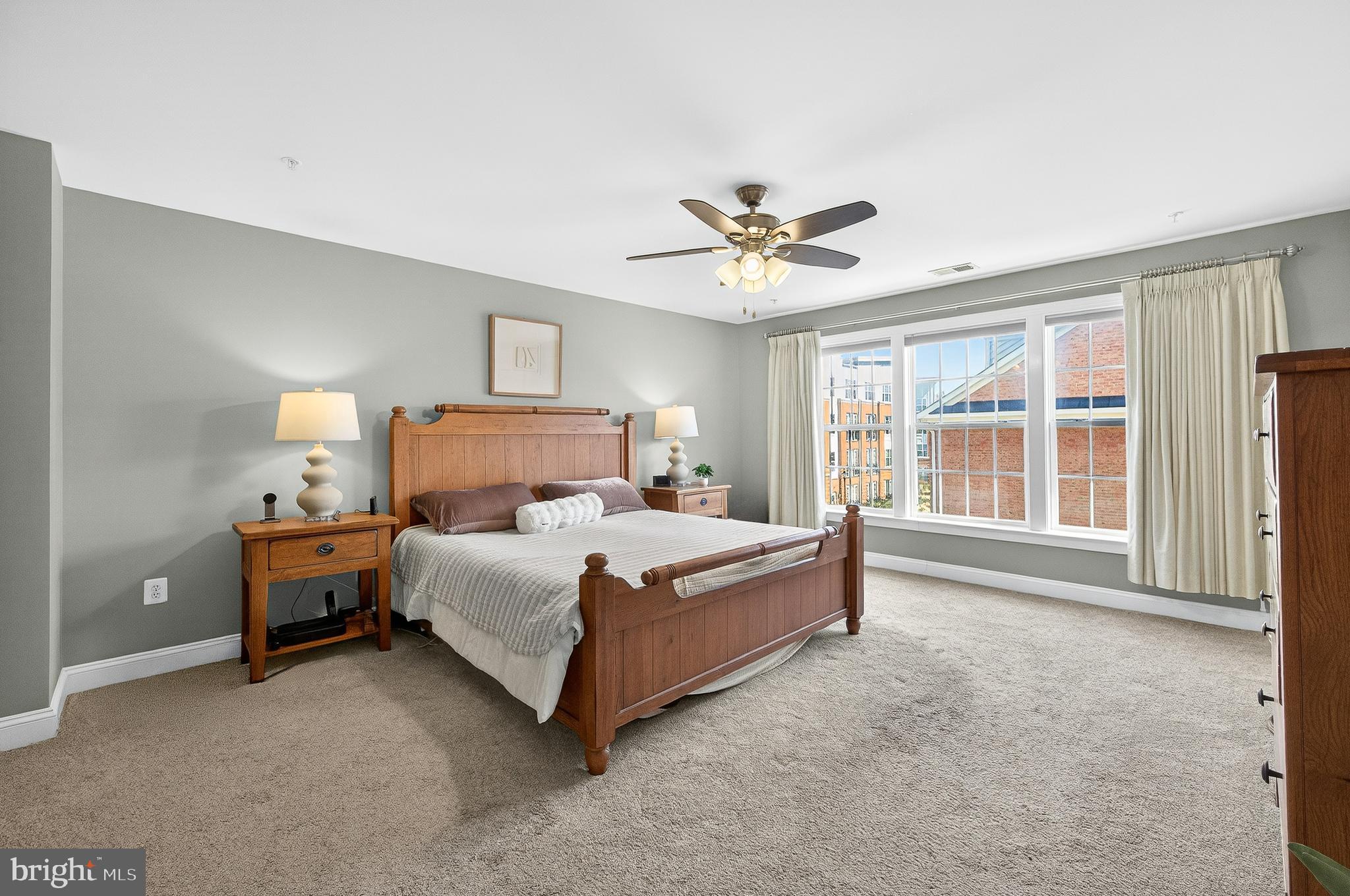 RESERVE AT TYSONS CORNER - Residential