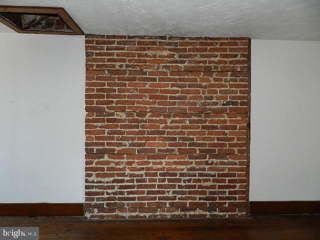 THE AVENUES - Residential