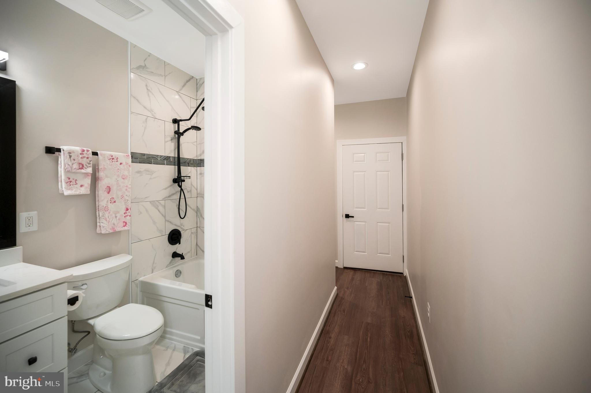 LAKE OF THE WOODS - Residential