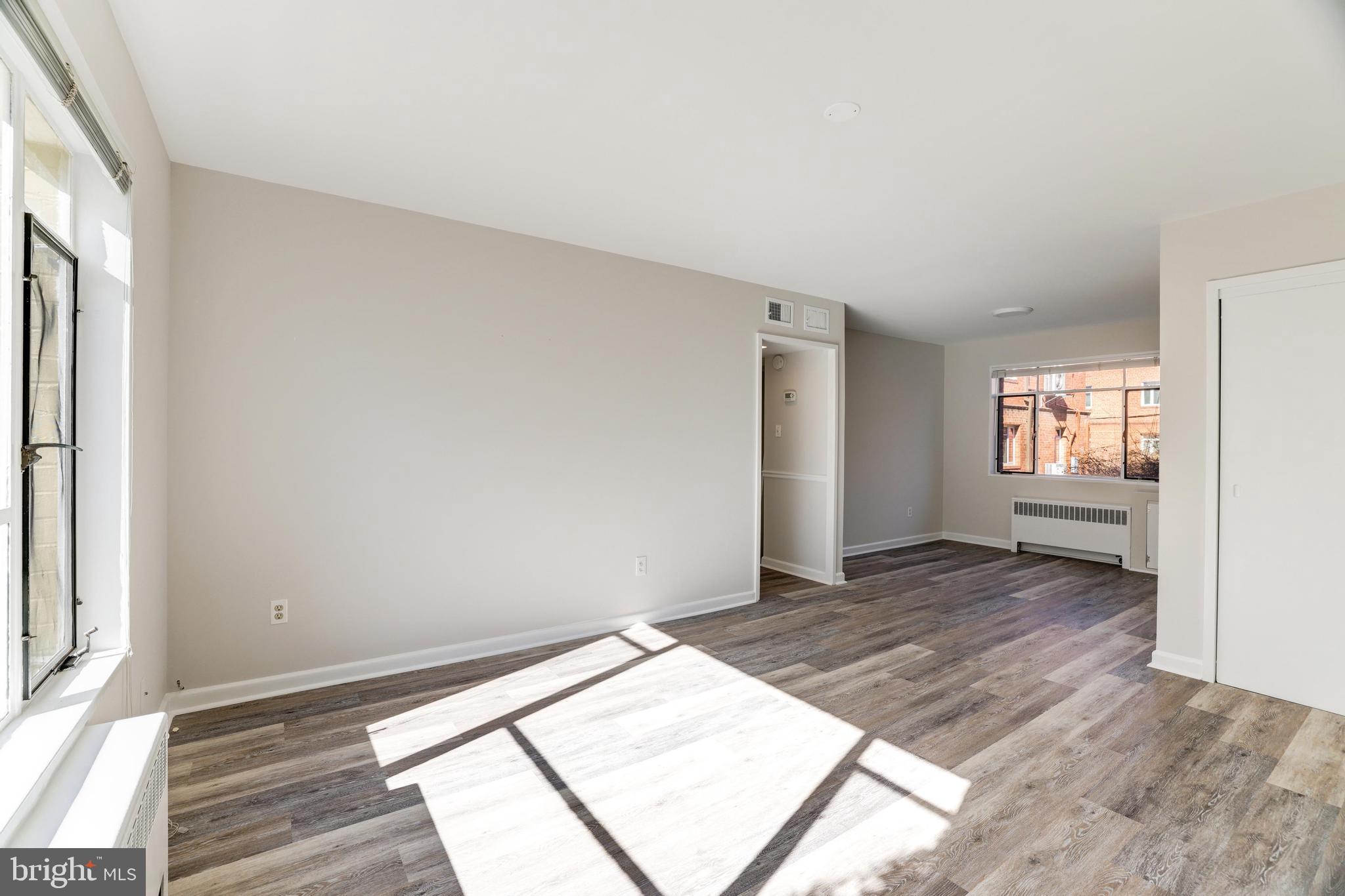 PARKSIDE CONDOMINIUMS - Residential Lease