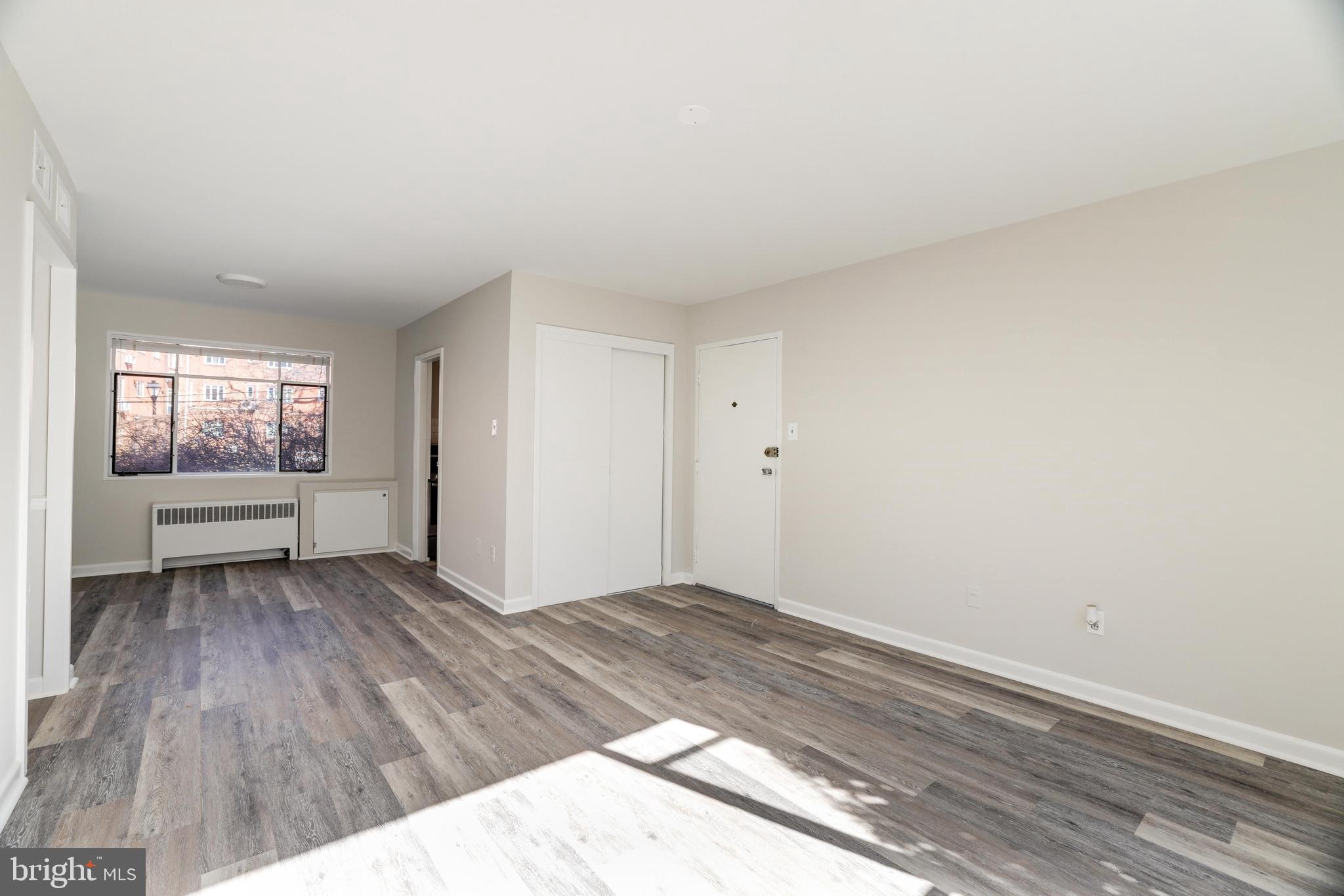 PARKSIDE CONDOMINIUMS - Residential Lease