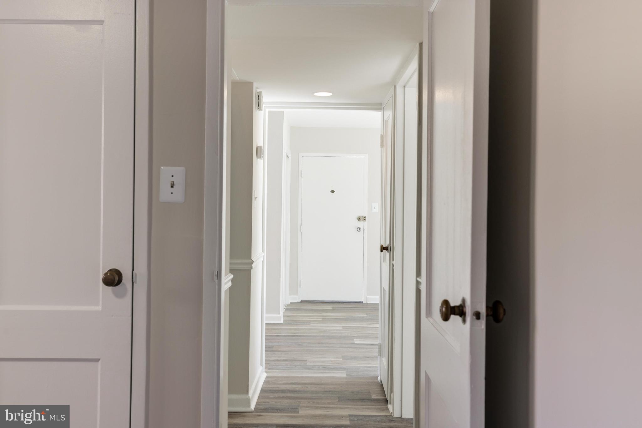 PARKSIDE CONDOMINIUMS - Residential Lease