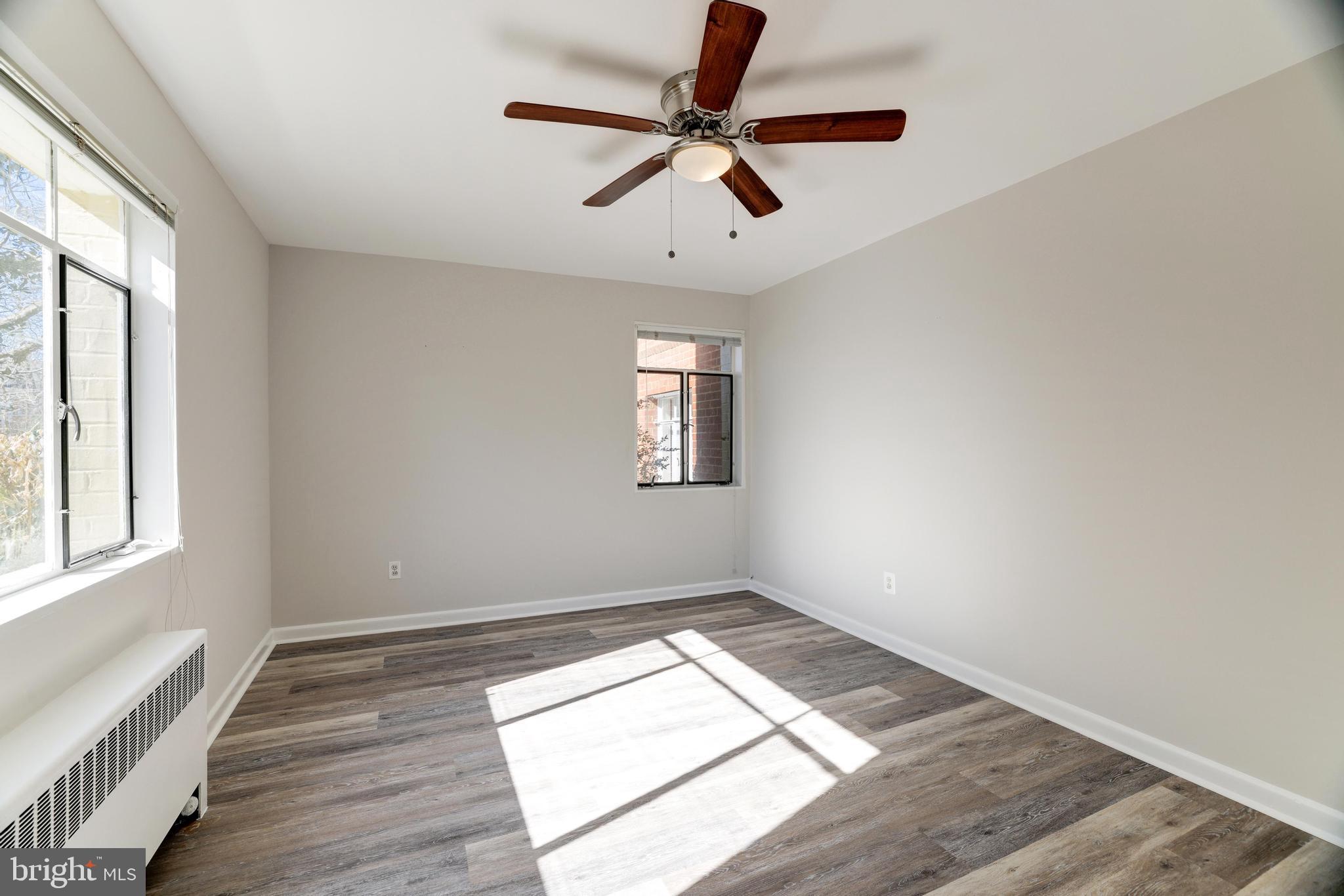 PARKSIDE CONDOMINIUMS - Residential Lease