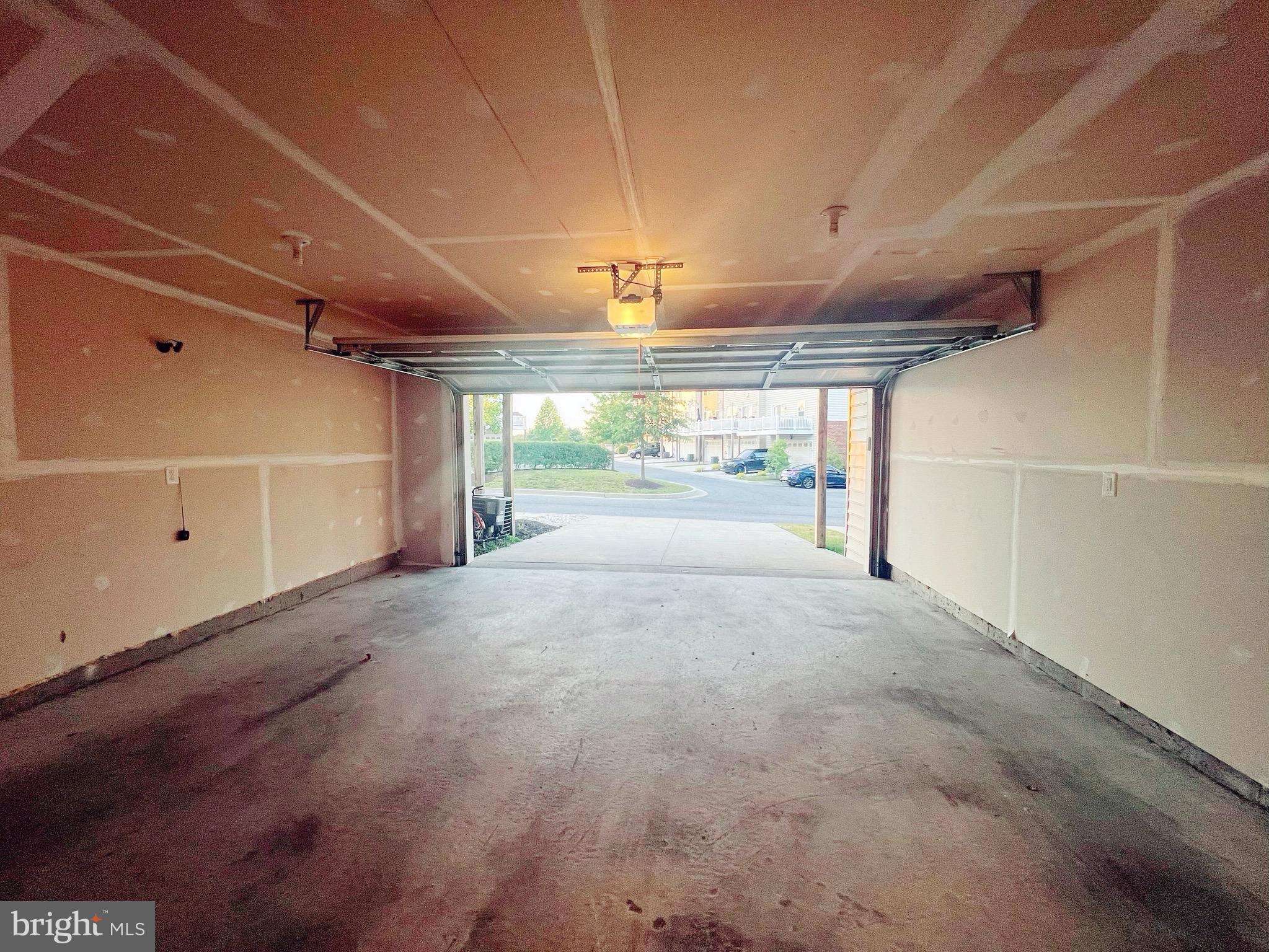 BALLARD GREEN - Residential Lease