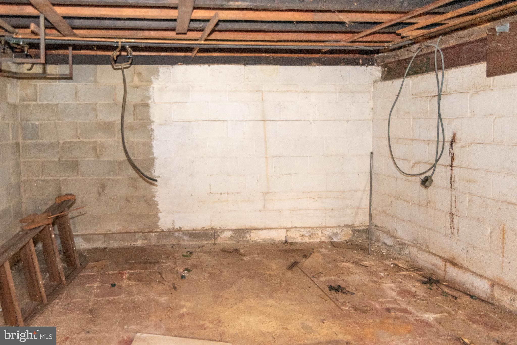 BRIGHT LIGHT SHORES - Residential