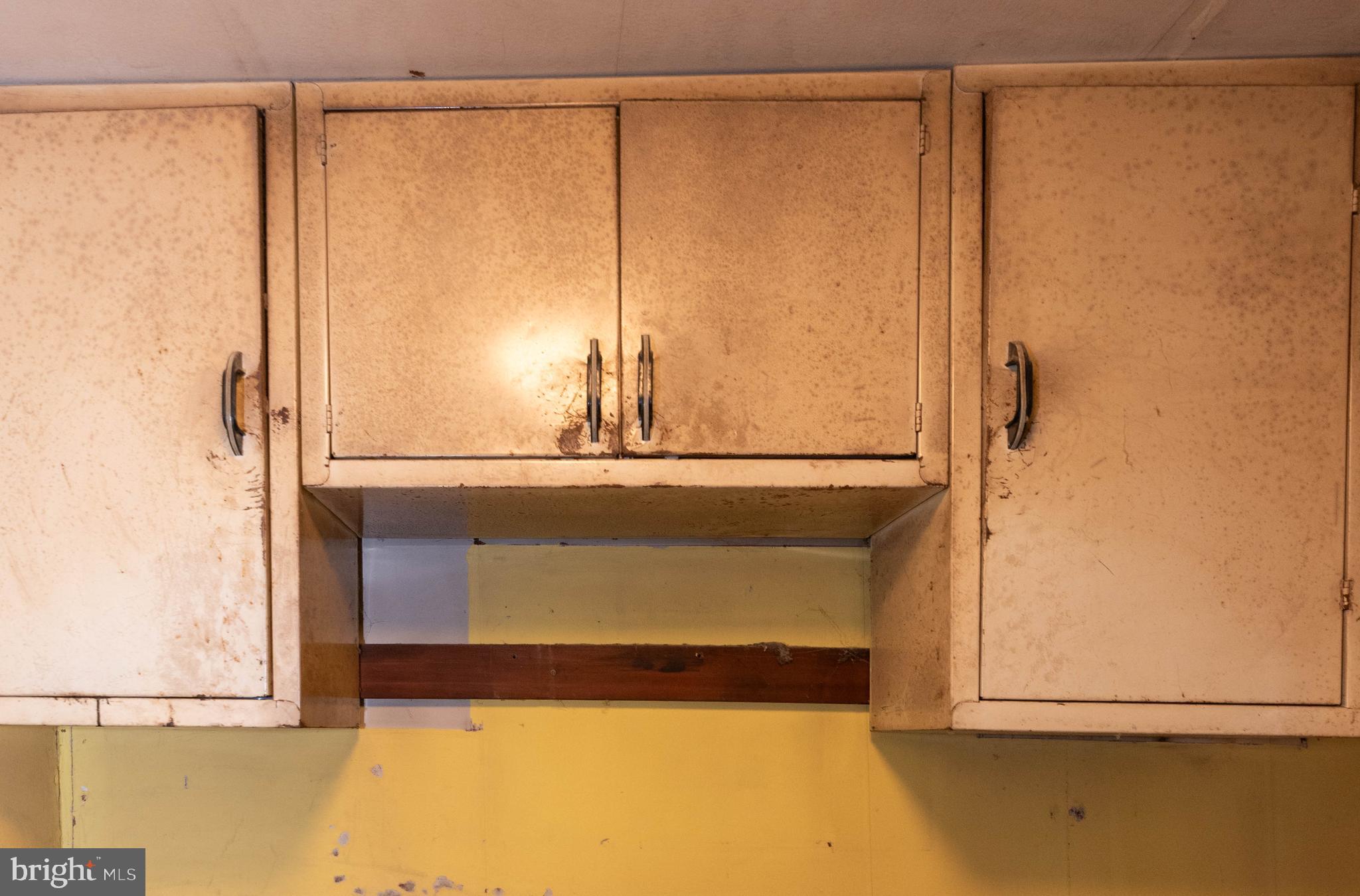 BRIGHT LIGHT SHORES - Residential