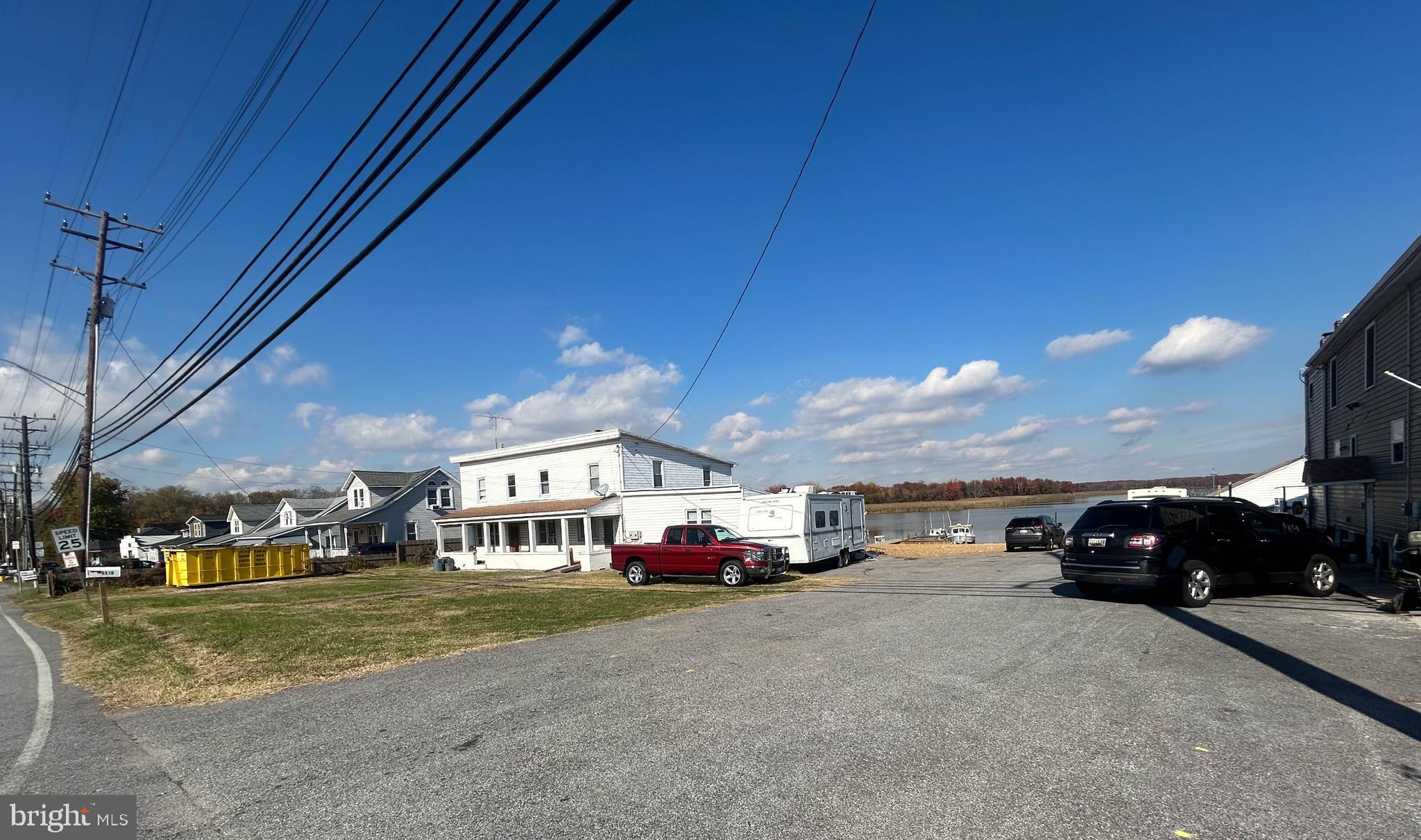 BRIGHT LIGHT SHORES - Residential