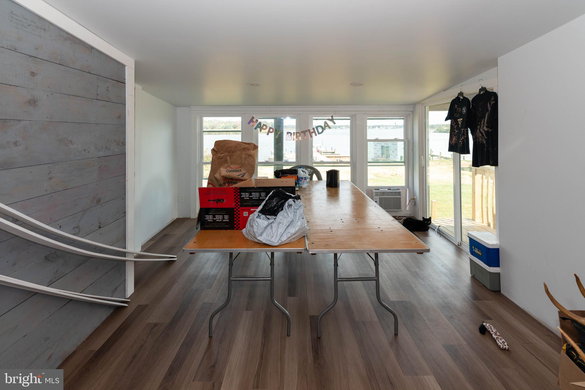 BRIGHT LIGHT SHORES - Residential