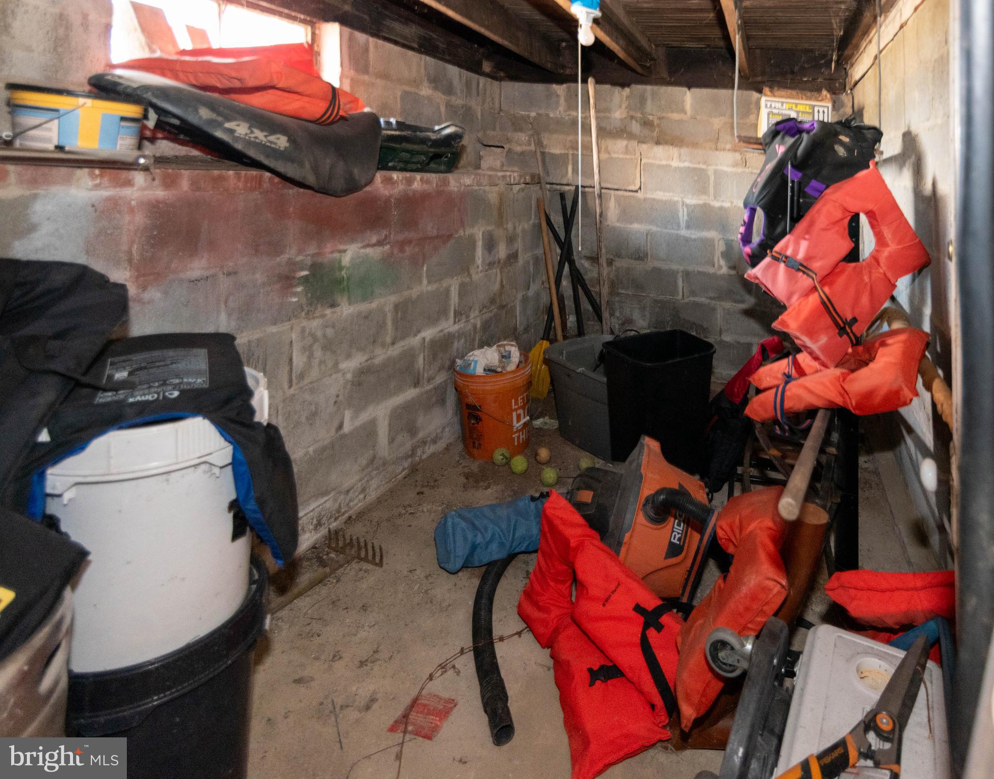 BRIGHT LIGHT SHORES - Residential