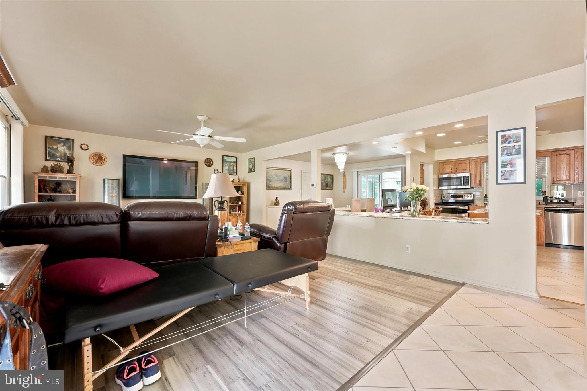 1105 CLARK ROAD