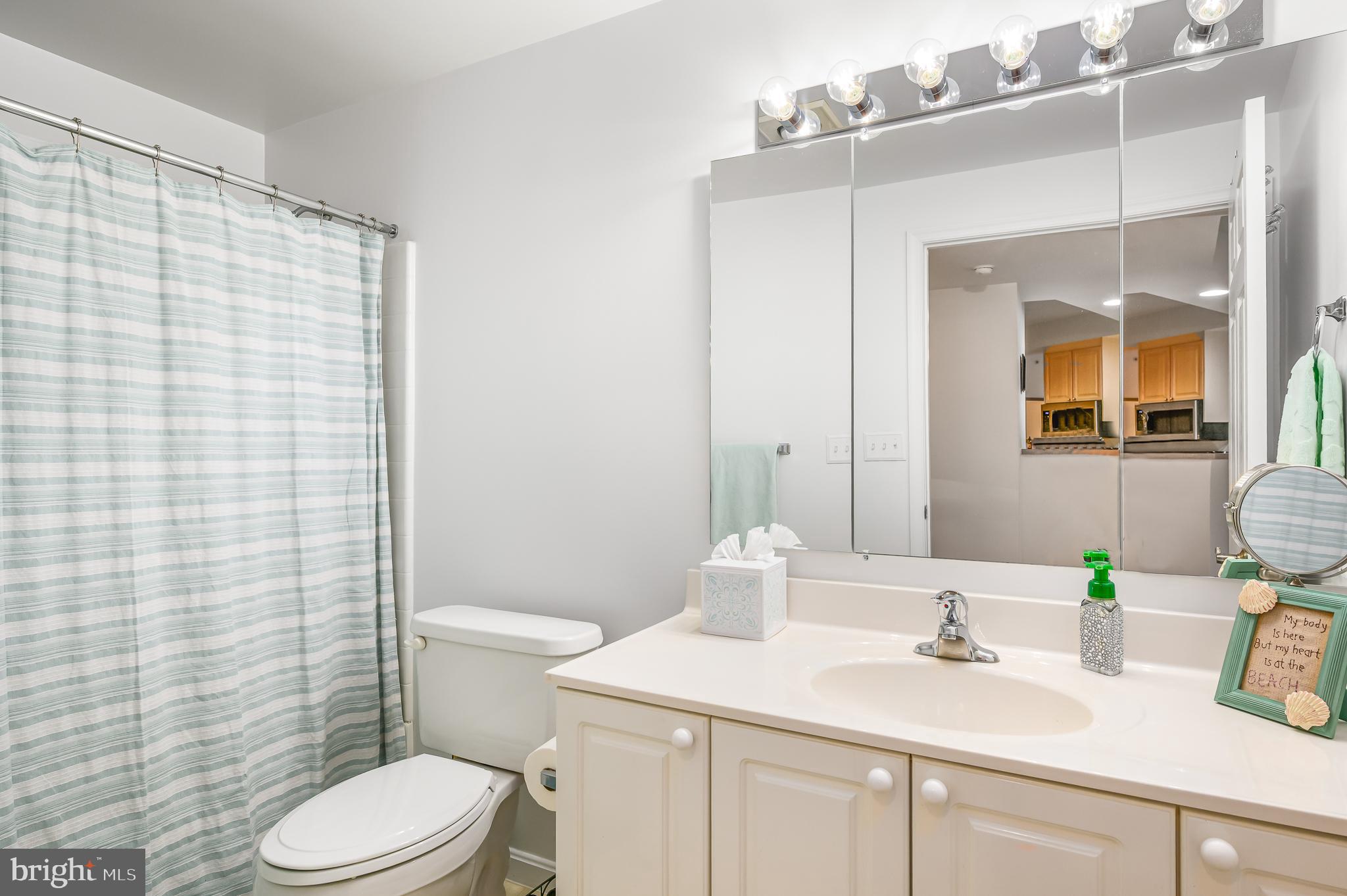 LANSDOWNE WOODS - Residential