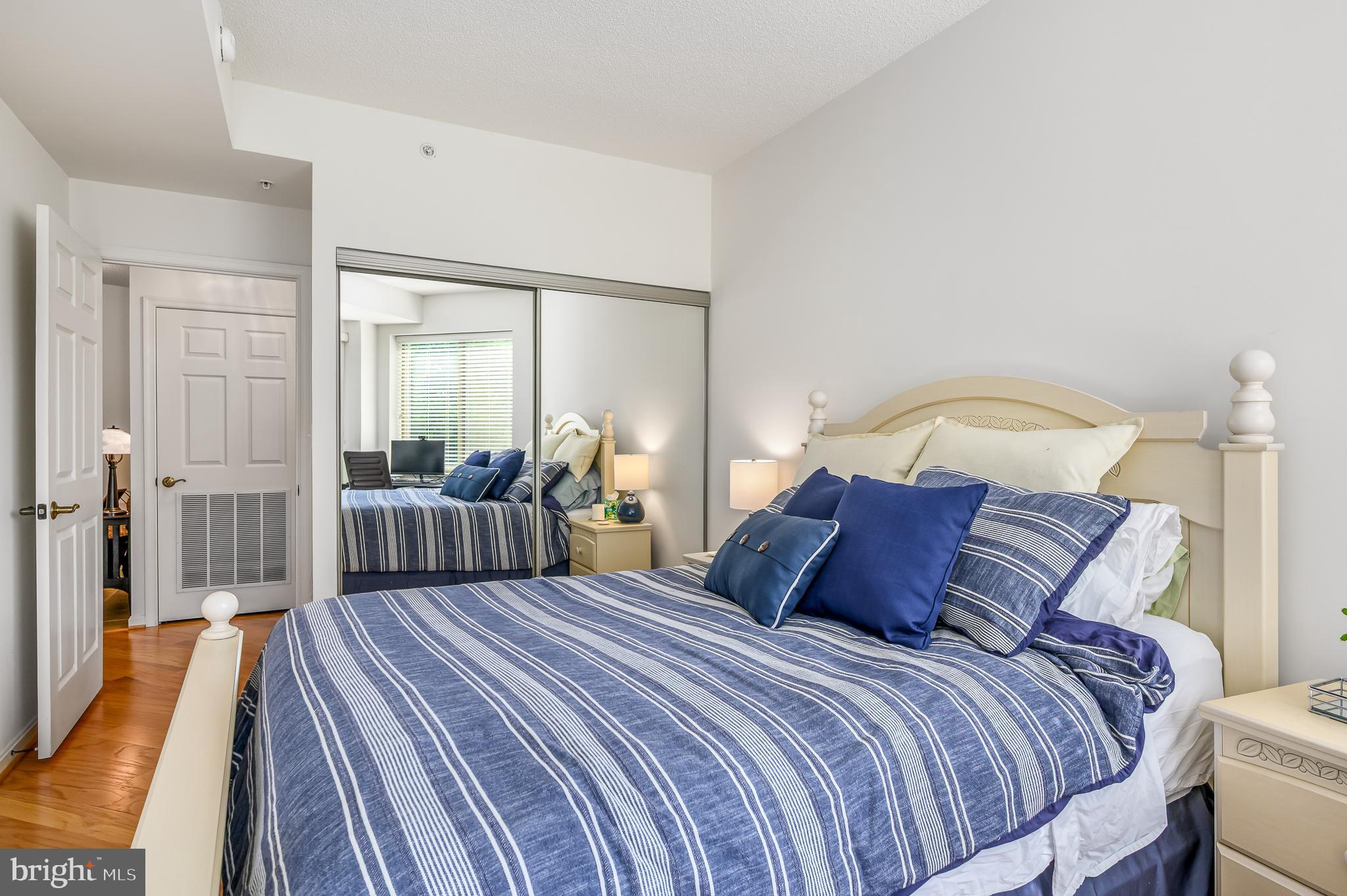 LANSDOWNE WOODS - Residential