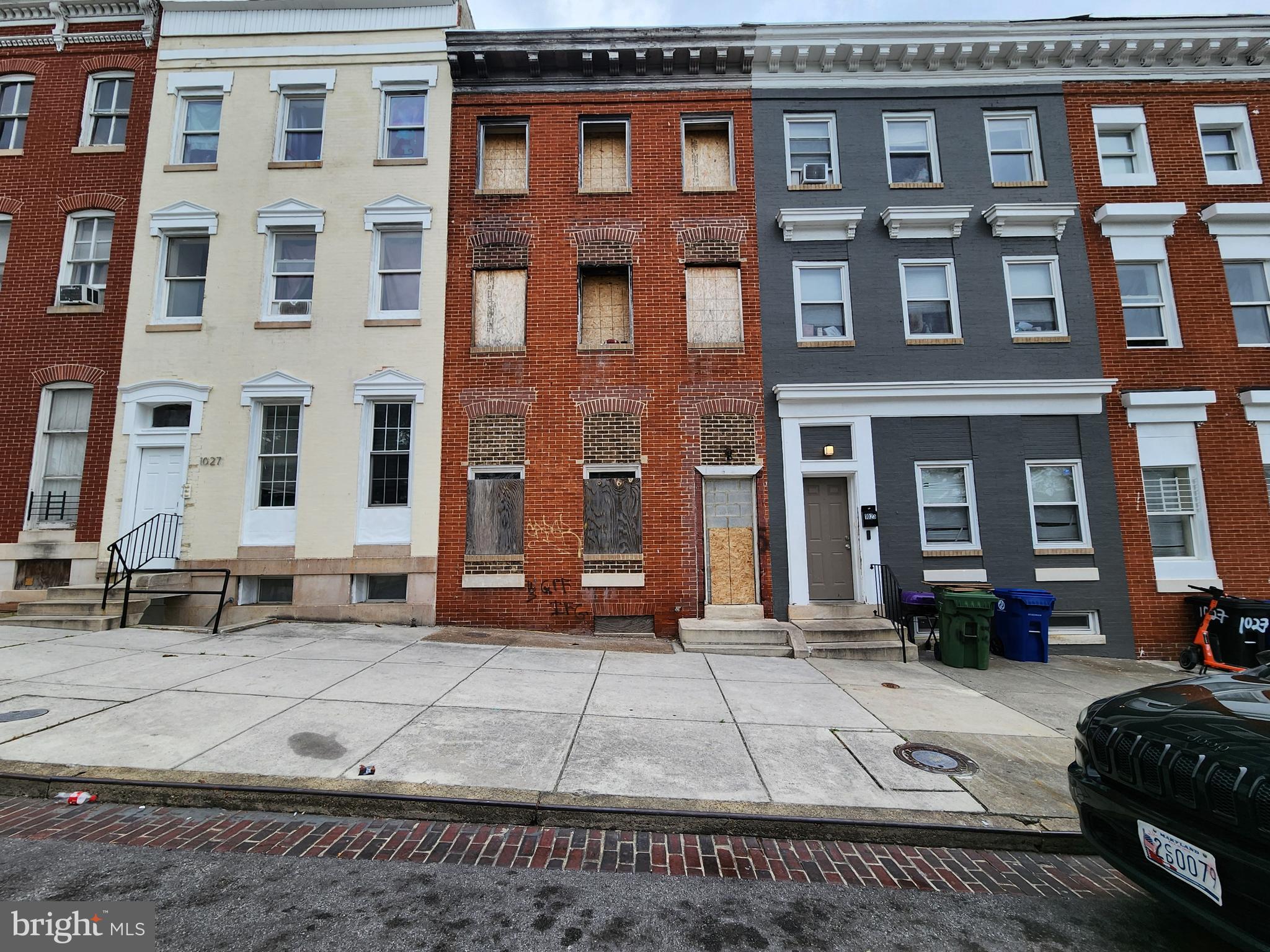 HOUSING AUTHORITY OF BALTIMORE CITY OFFICIAL ONLINE AUCTION. Bidding begins 5/23/2025 @ 10:00 AM. Bidding ends 5/27/2025 @ 11:35 AM. List Price is Suggested Opening Bid. Deposit: $5,000. Deposit to increase to 10% of the purchase price within 48 hours of the auction ending, if applicable. This 3-story townhouse is located in the Gay Street neighborhood of Baltimore. The area is conveniently situated near several notable locations, including Madison Square Park and Johns Hopkins Hospital. The nearest major traffic artery, N Broadway St, provides easy access to the rest of the city.