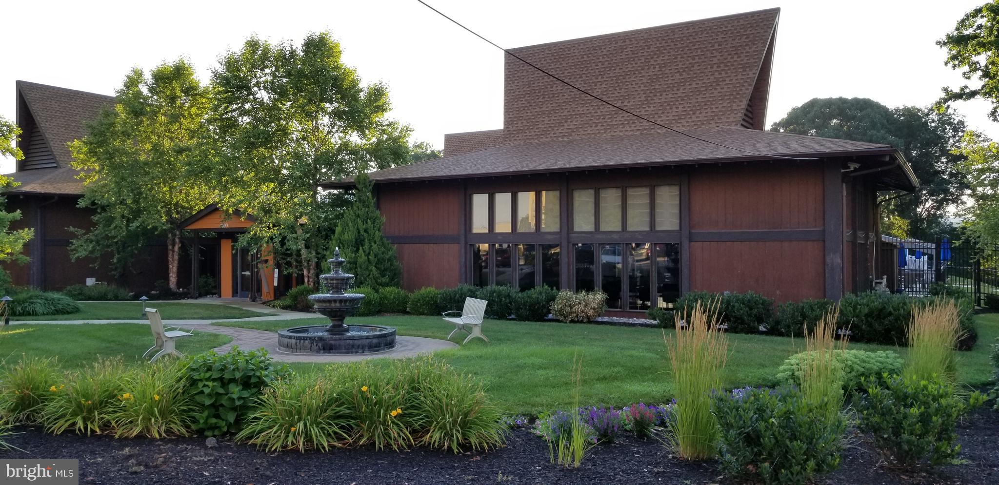 VALLEY FORGE TOWER - Residential