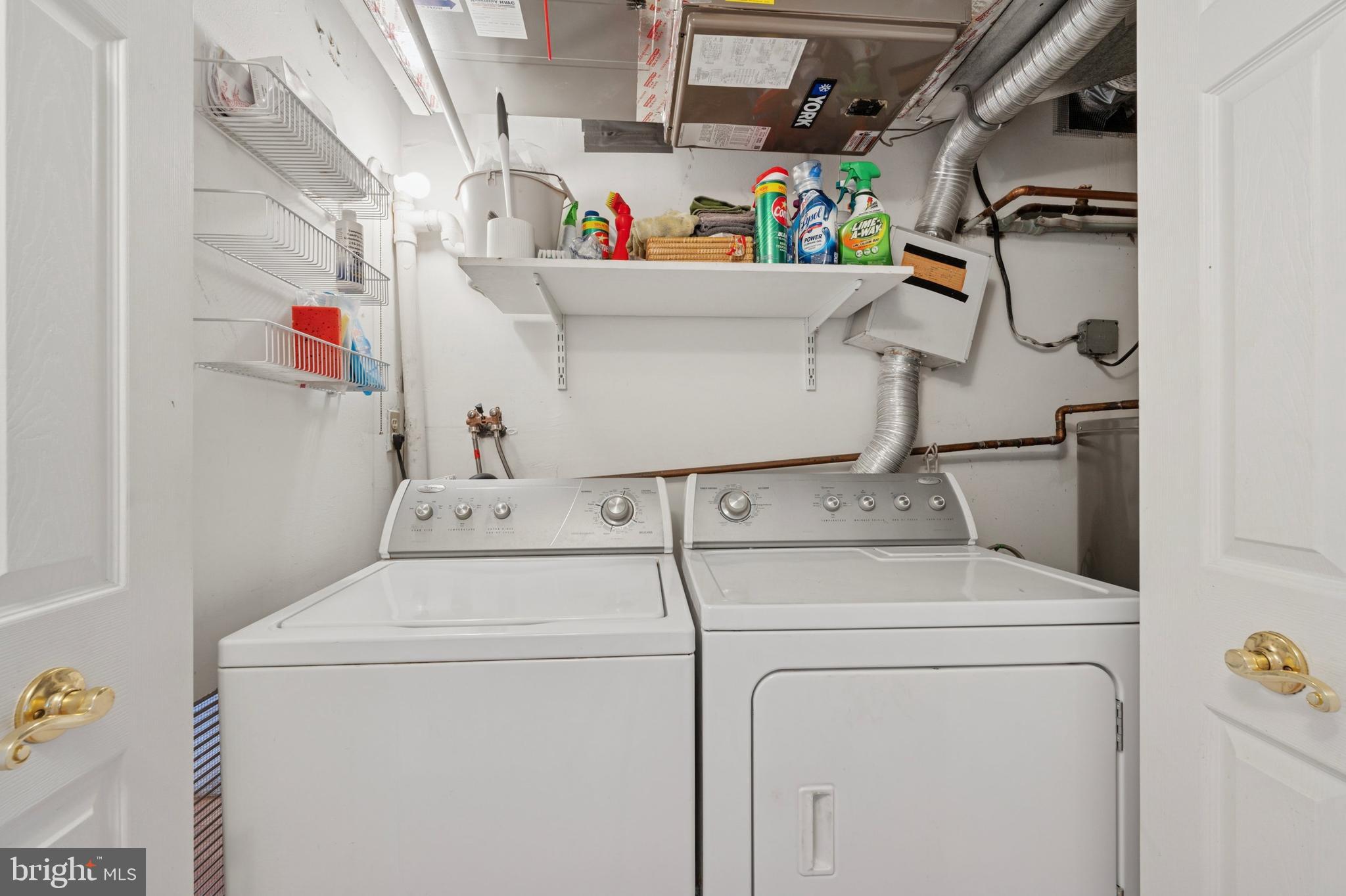 VALLEY FORGE TOWER - Residential