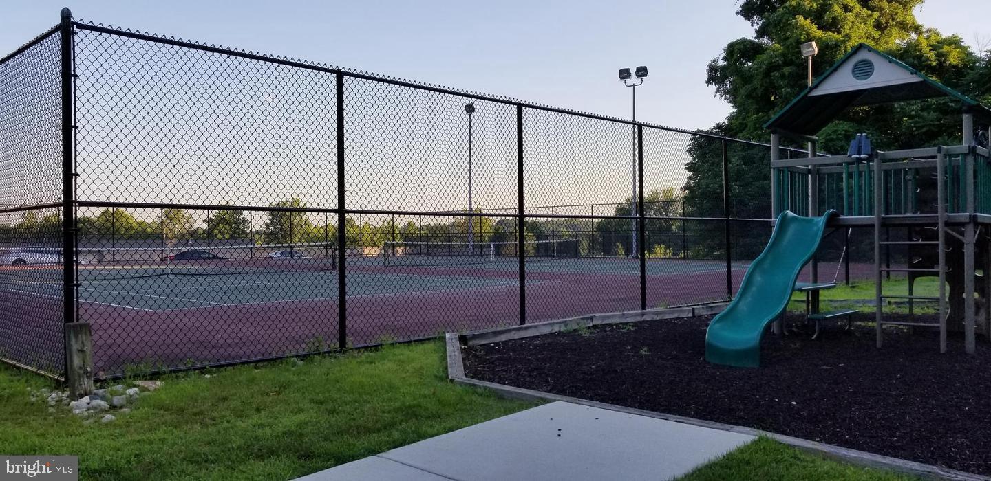 VALLEY FORGE TOWER - Residential