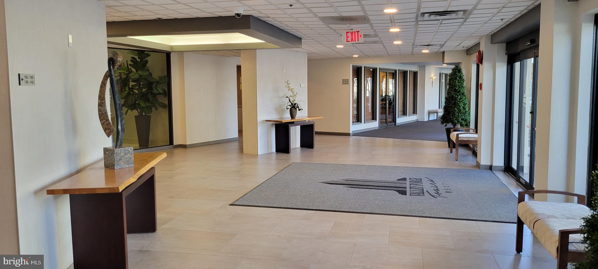 VALLEY FORGE TOWER - Residential