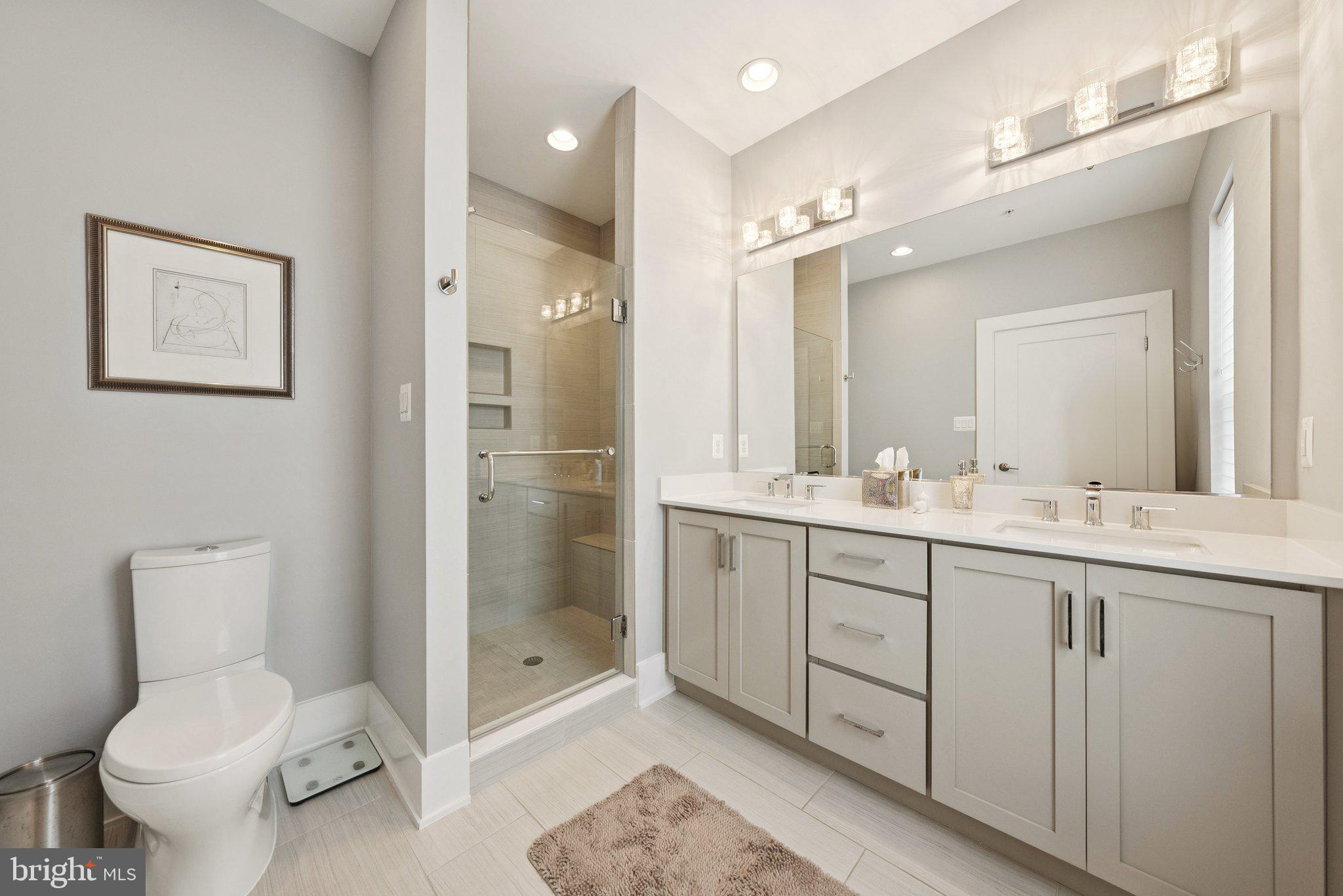 CABIN JOHN VILLAGE - Residential