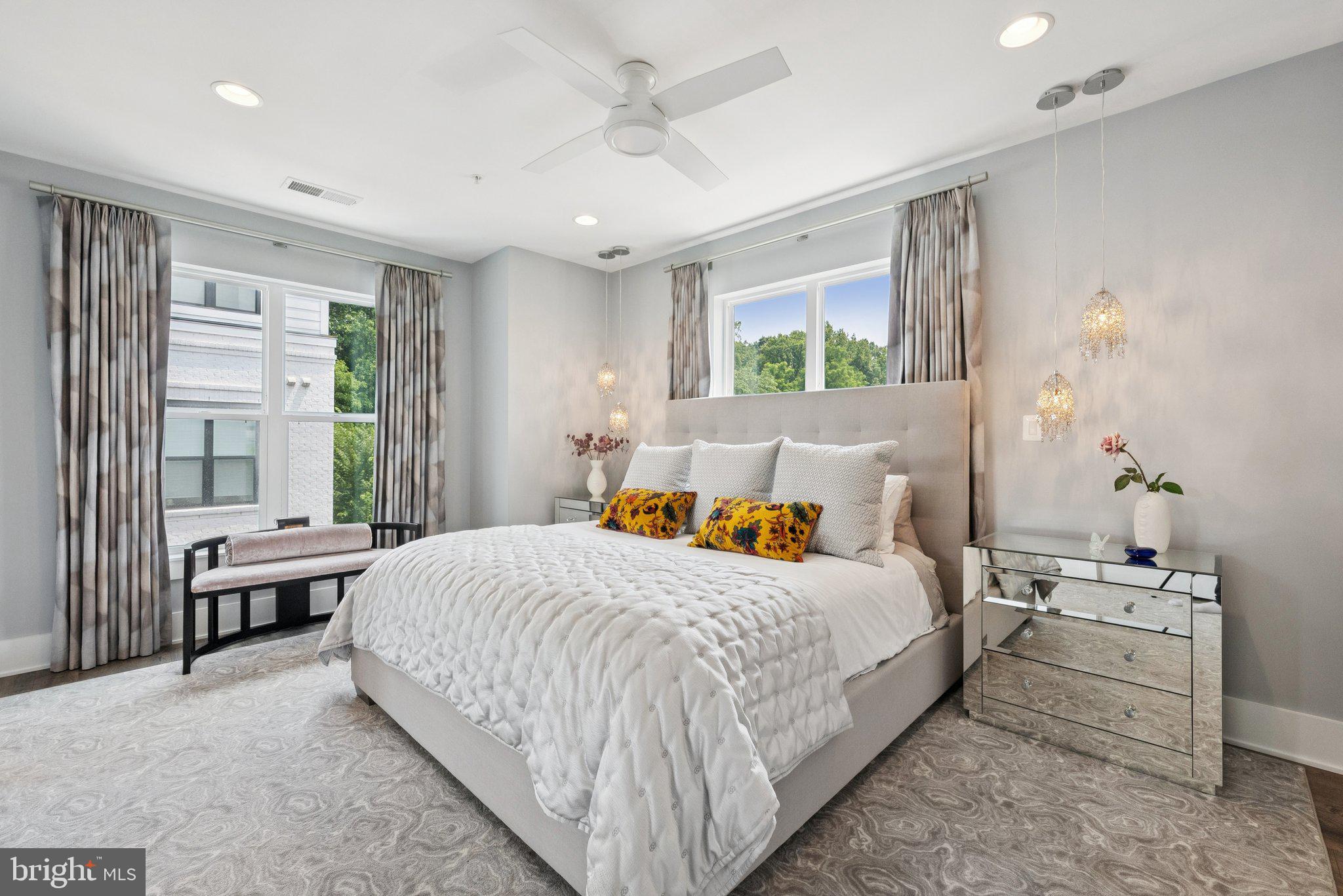 CABIN JOHN VILLAGE - Residential