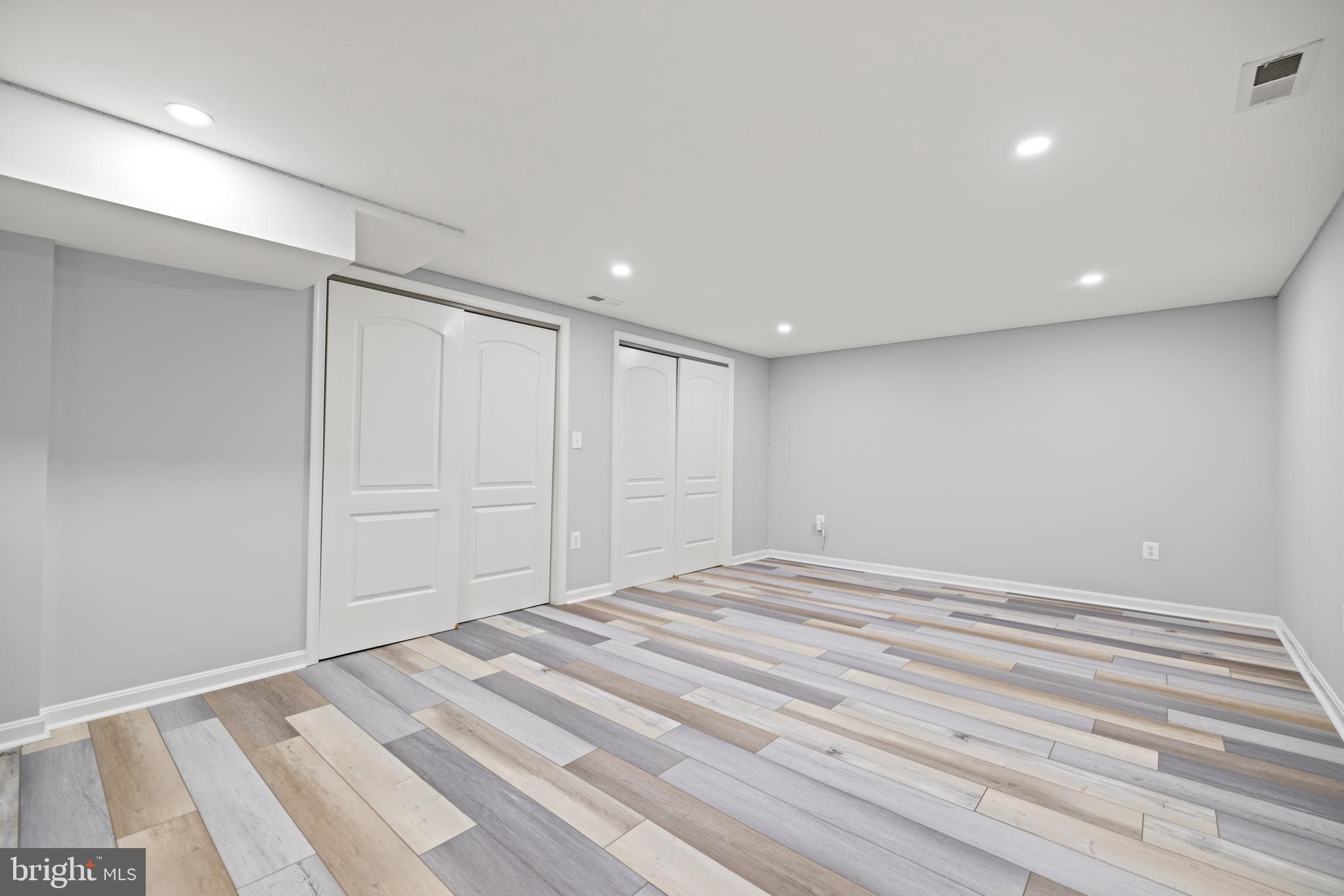 RESERVE AT POTOMAC CREST - Residential