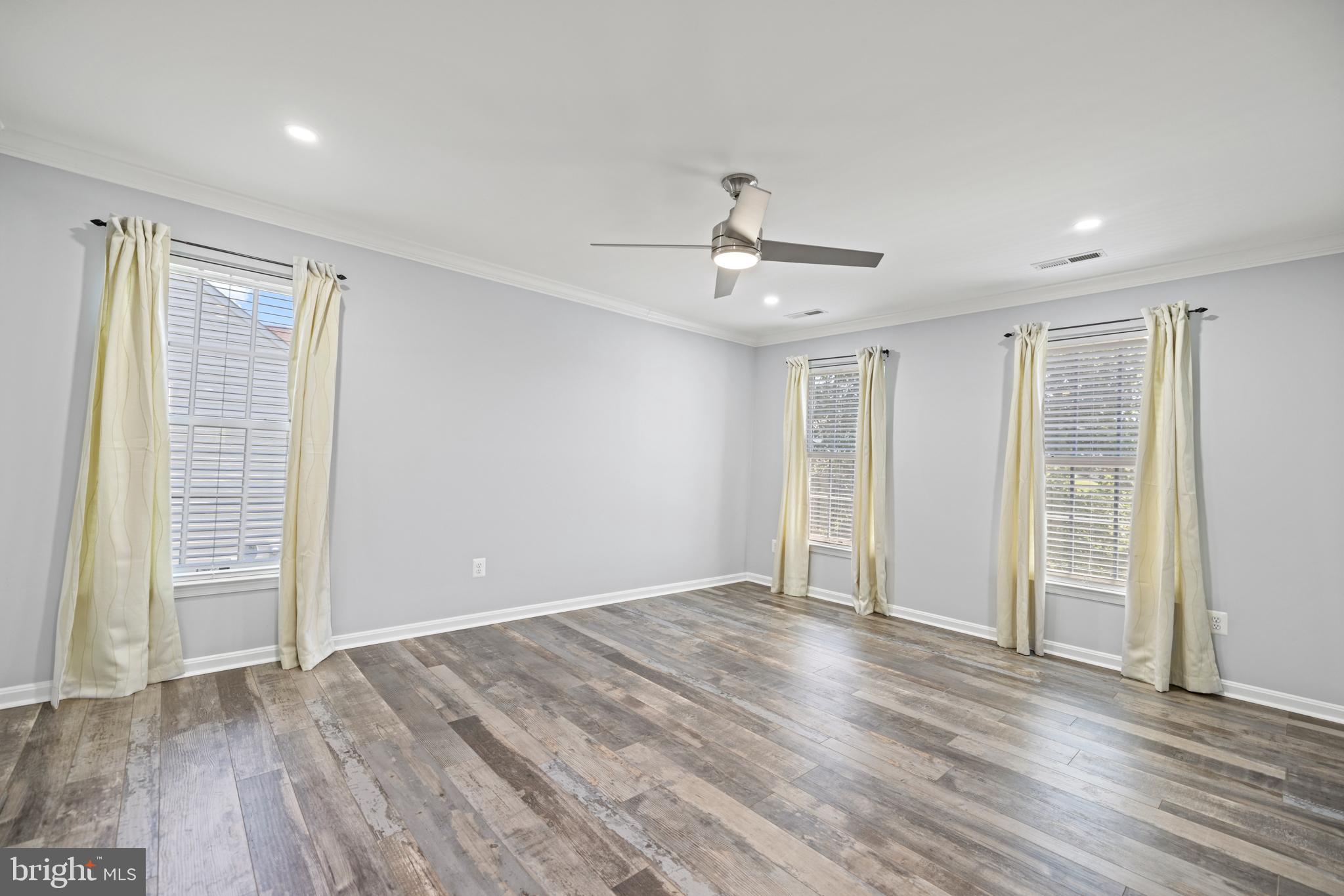 RESERVE AT POTOMAC CREST - Residential