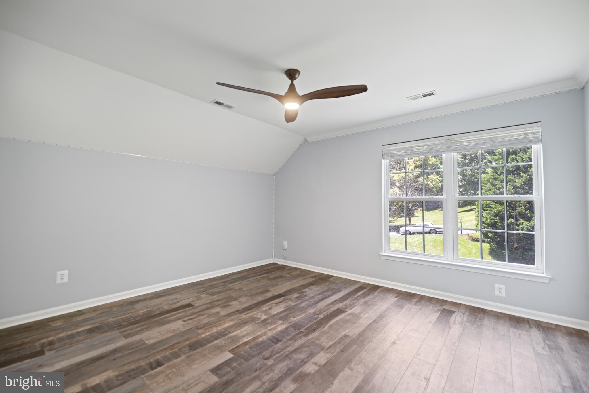 RESERVE AT POTOMAC CREST - Residential